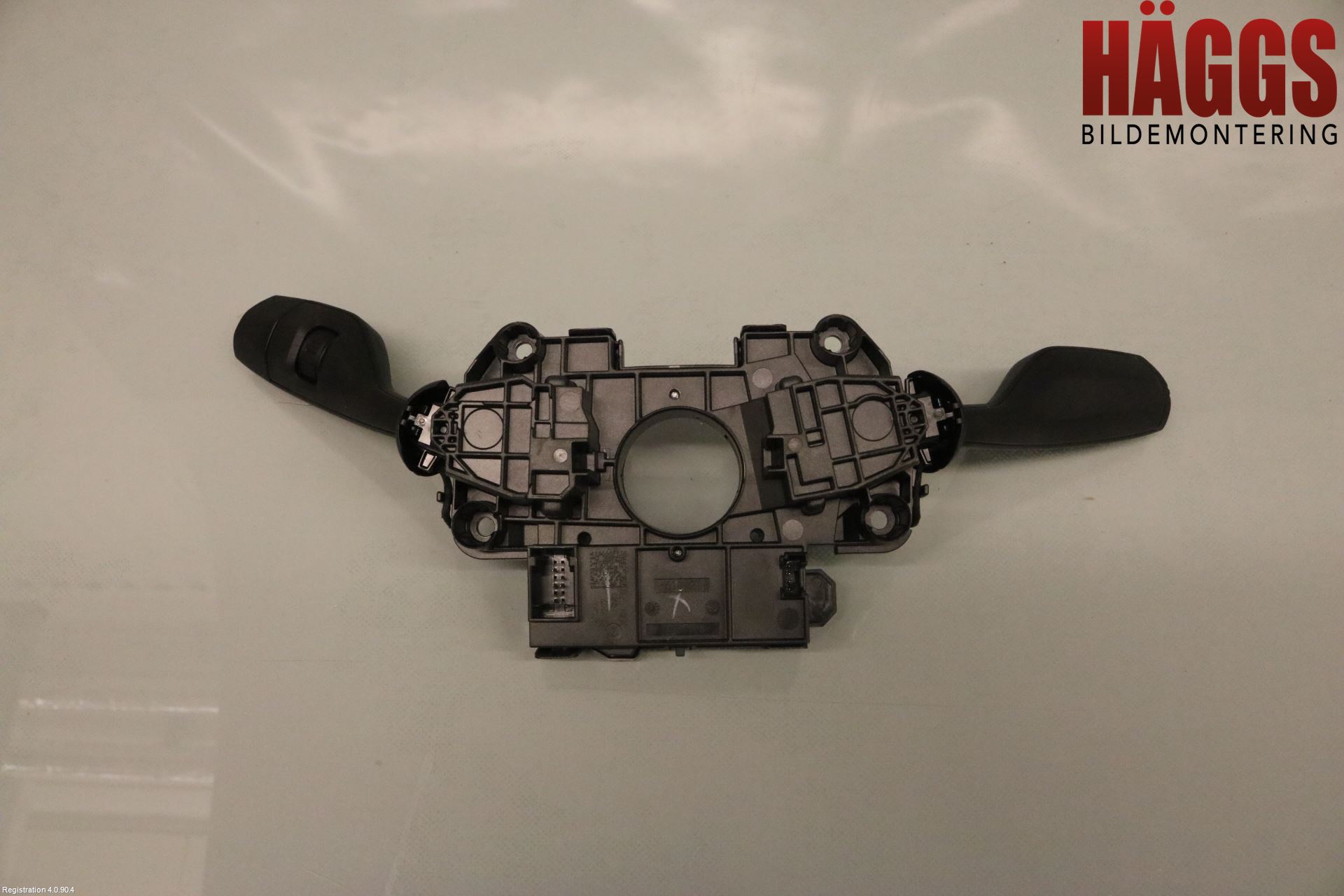 BMW 3 G20/G21/G80/G81 19- Spakcentral