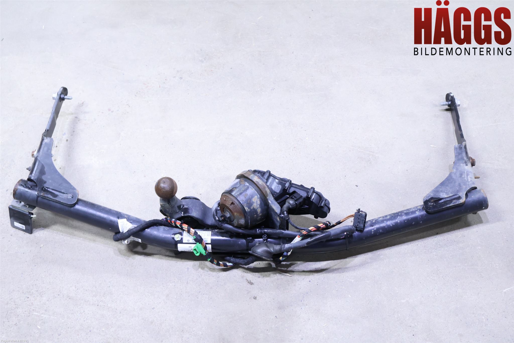 Volkswagen VW PASSAT 20-24 Dragkrok