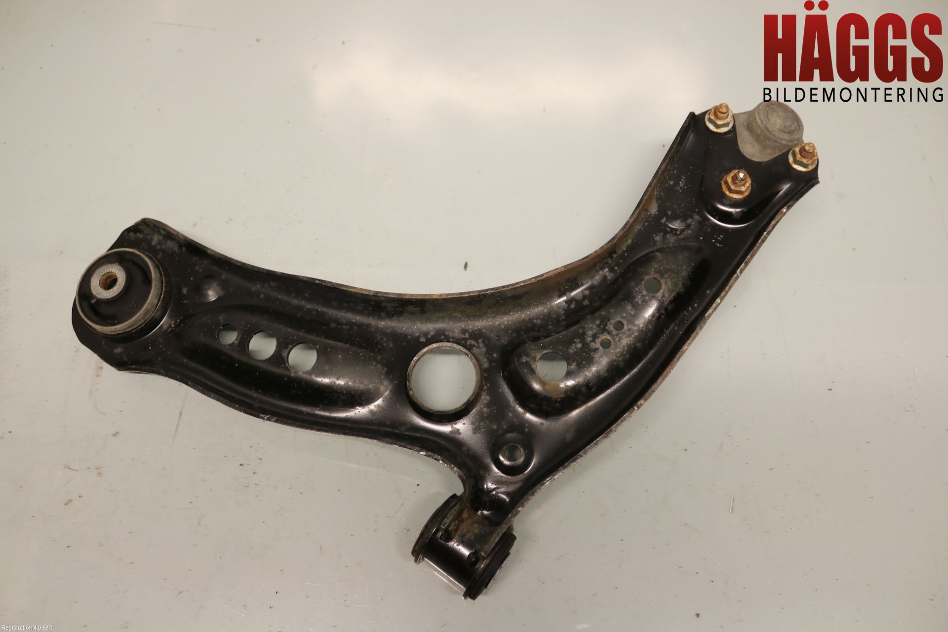 Skoda OCTAVIA (5E) 13-20 Bärarm Fram Undre Hö