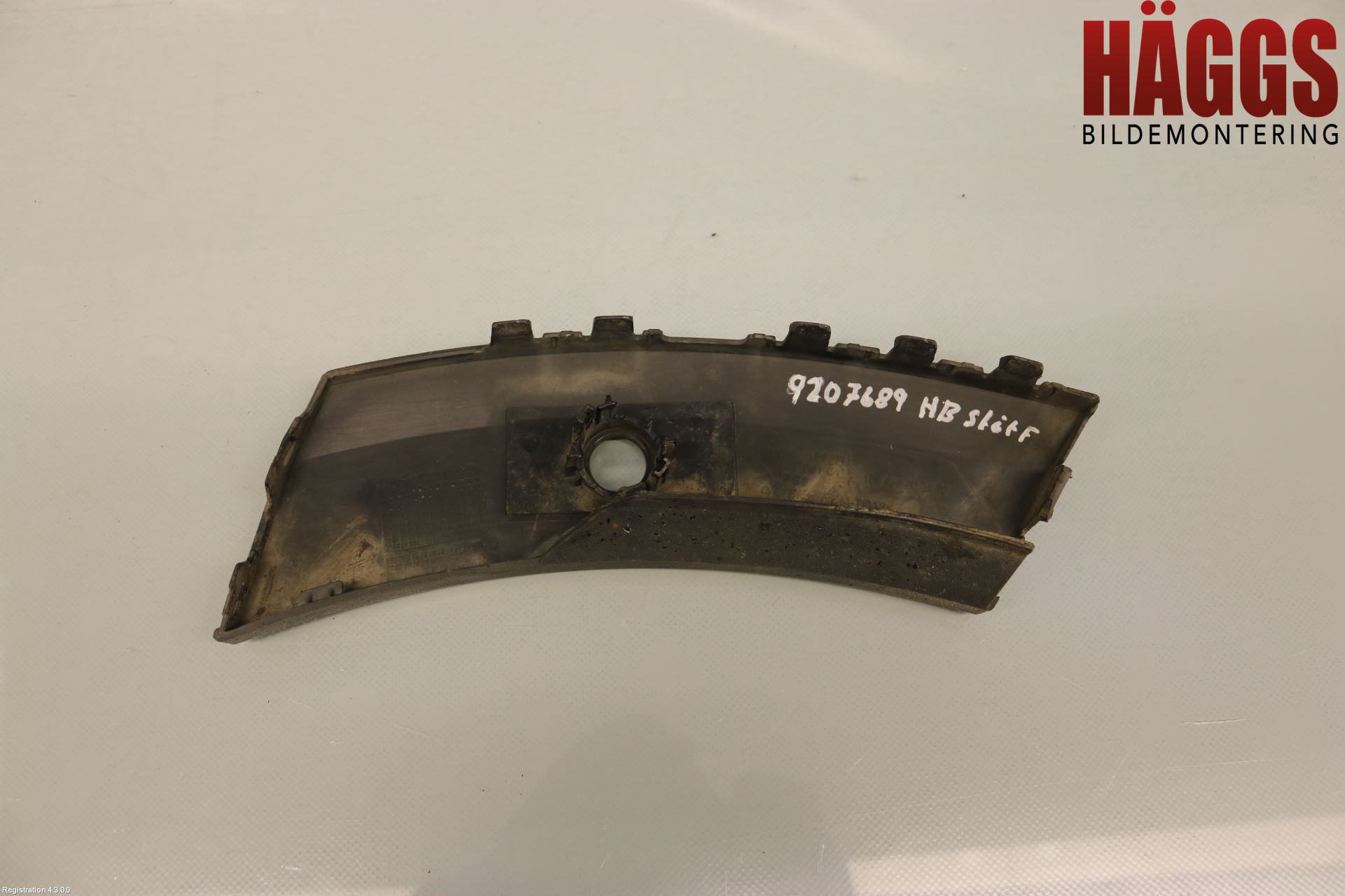 Volkswagen VW GOLF / E-GOLF VII 13-20 Stötfångardel Bak Hö