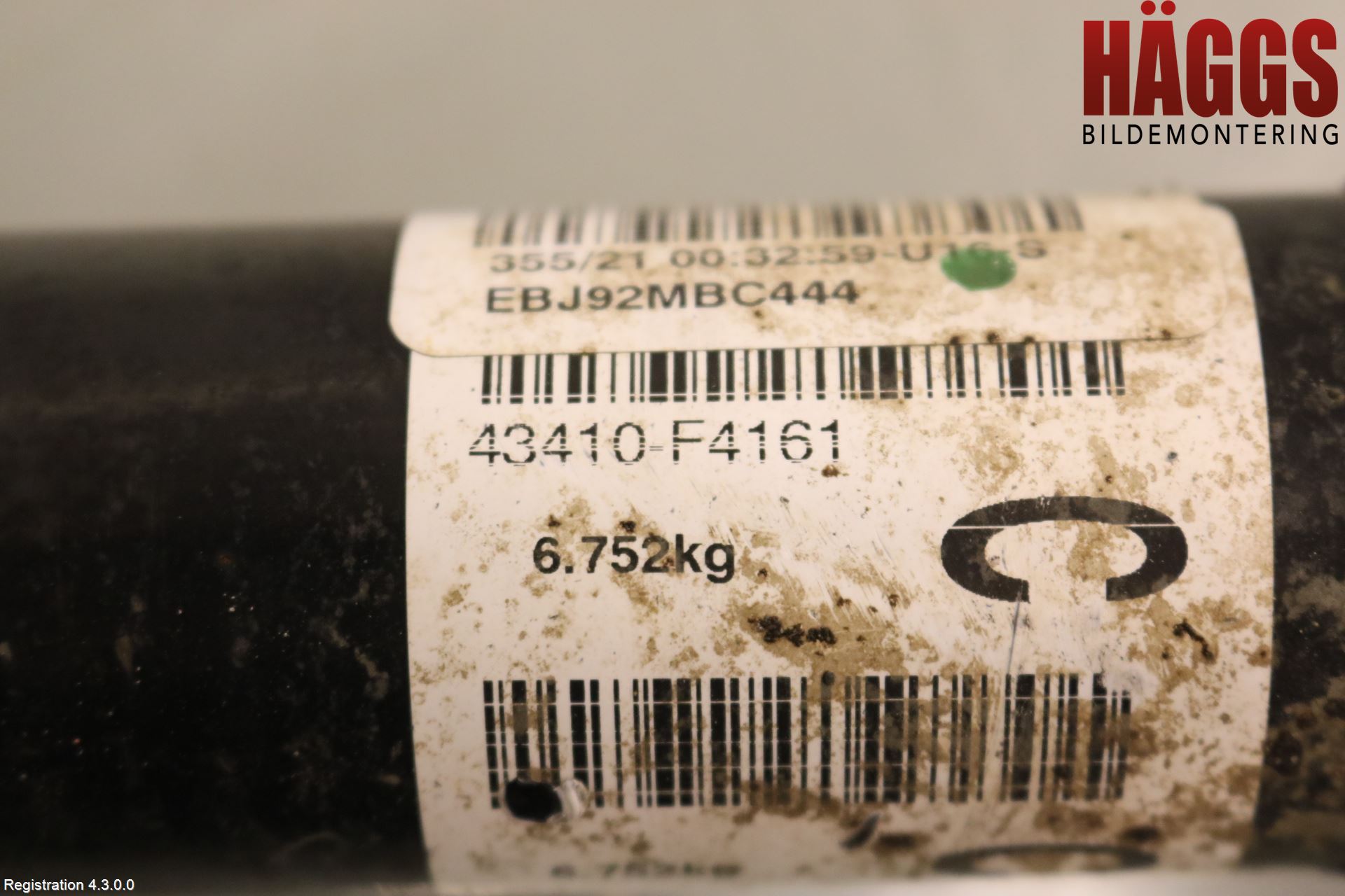 Toyota C-HR 16-23 Drivaxel Fram Höger