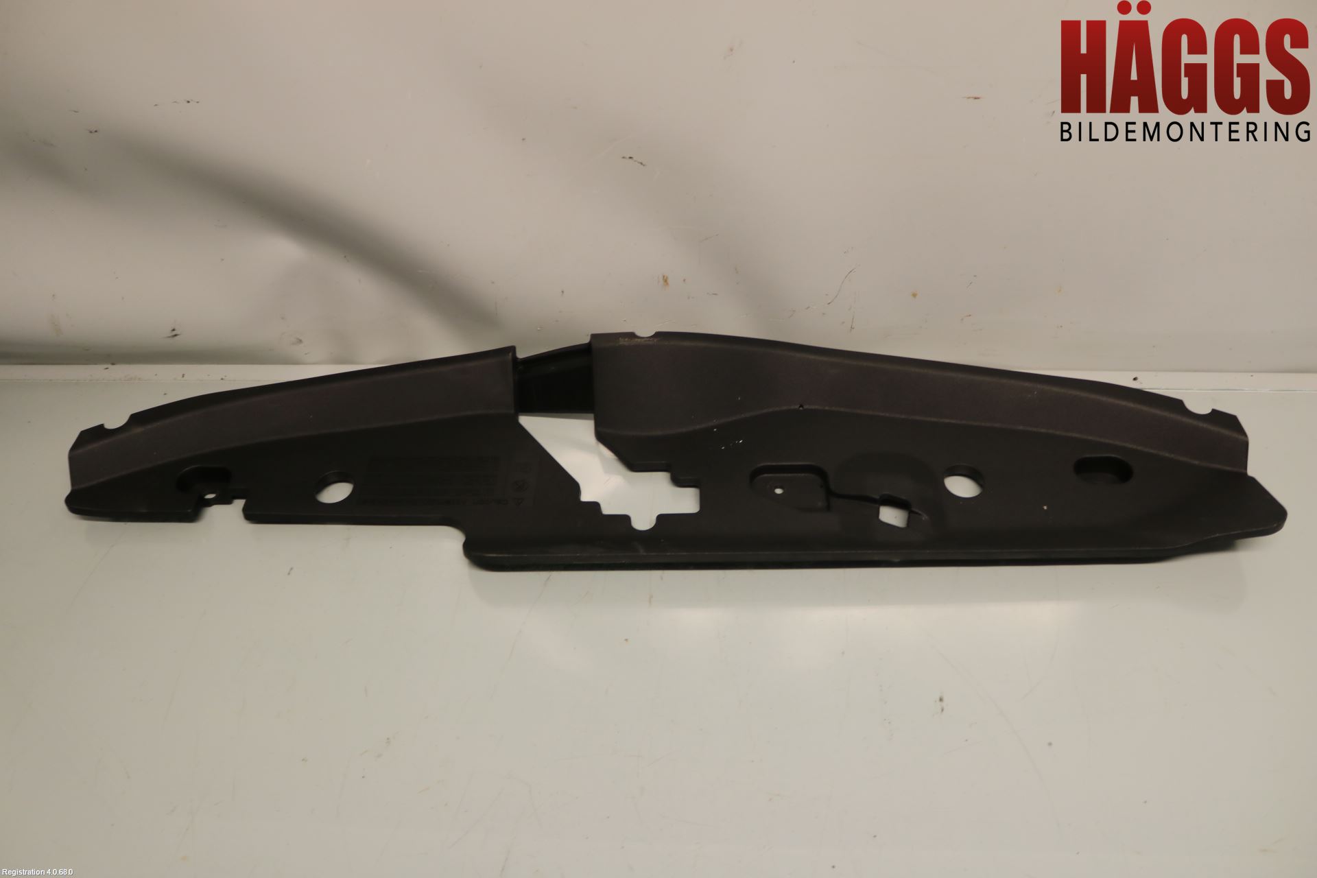 Toyota VERSO 09-18 Frontplåt Övre