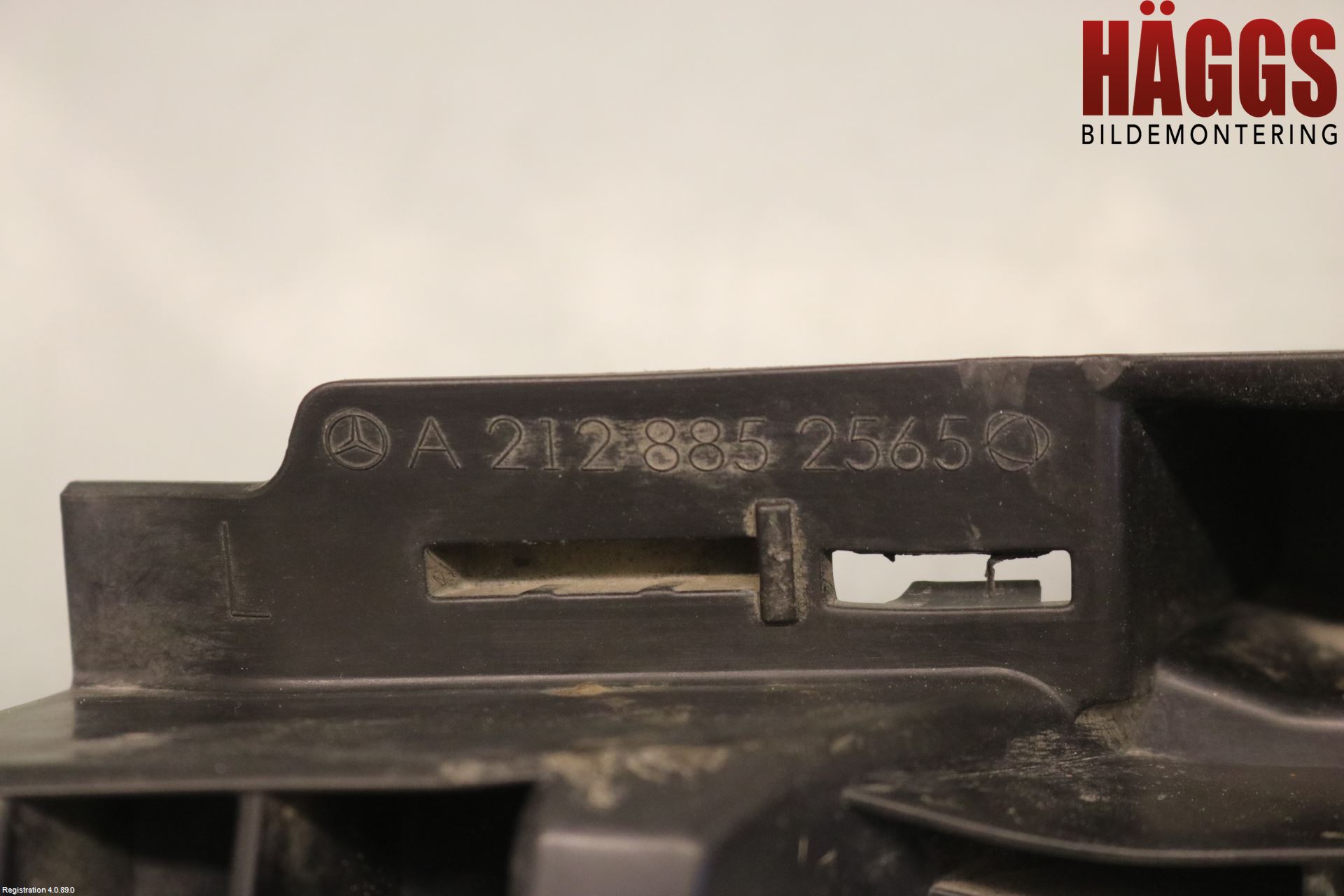 Mercedes-Benz MB E-KLASS (W212) 09-16 Stötfångarfäste Fram Vä