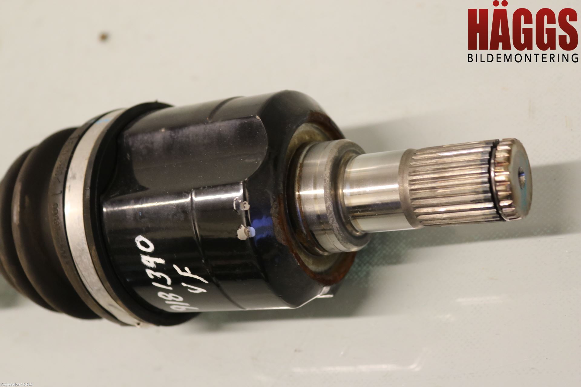 Hyundai i40 16-18 Drivaxel Fram Vänster