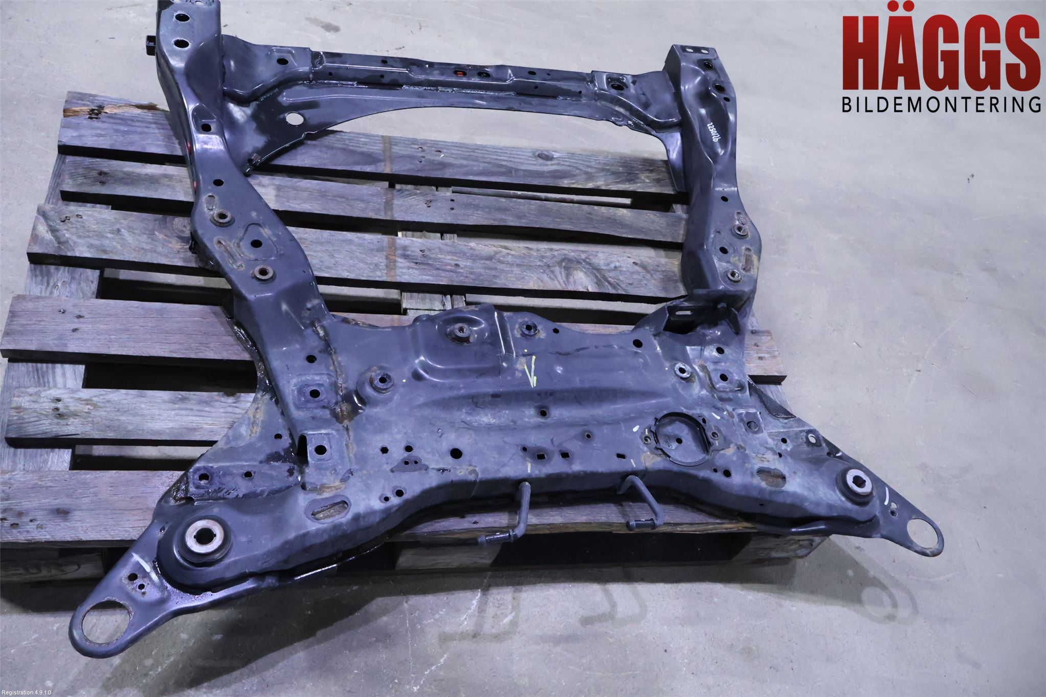 Volvo XC90/RECHARGE 16- Framvagnsbalk