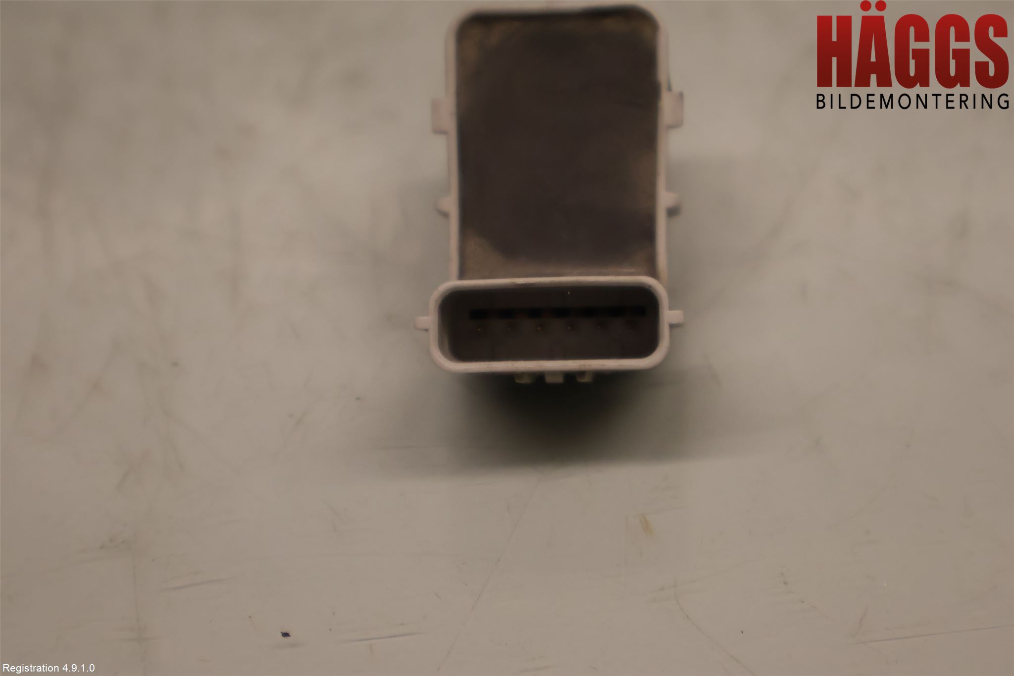 Hyundai VELOSTER 12-17 Parkeringshjälp Backsensor