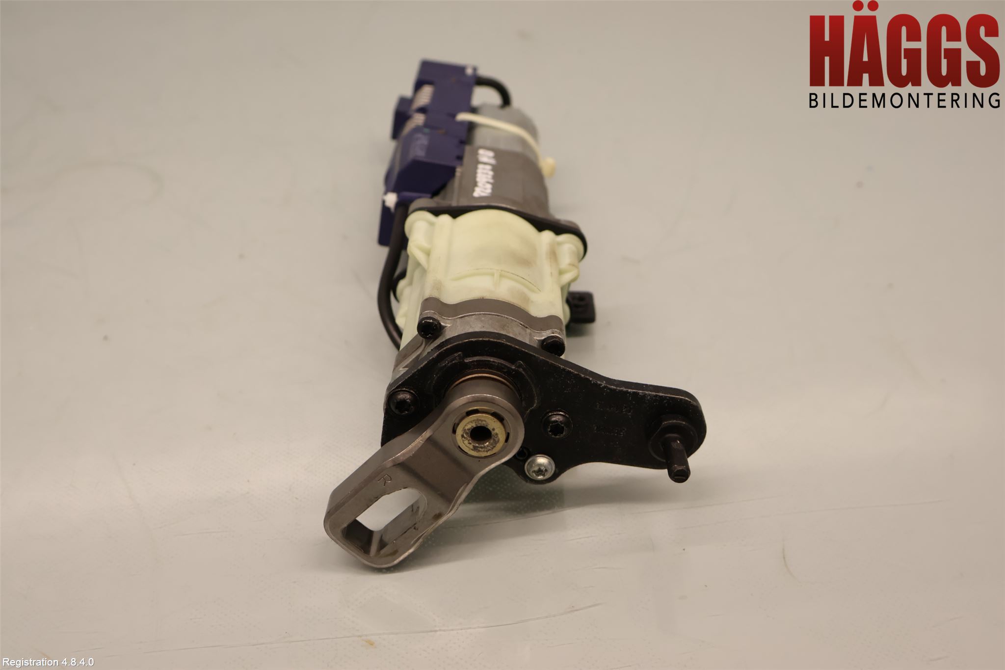 Audi A4 12-15 Bakluckeöppnare Automatisk