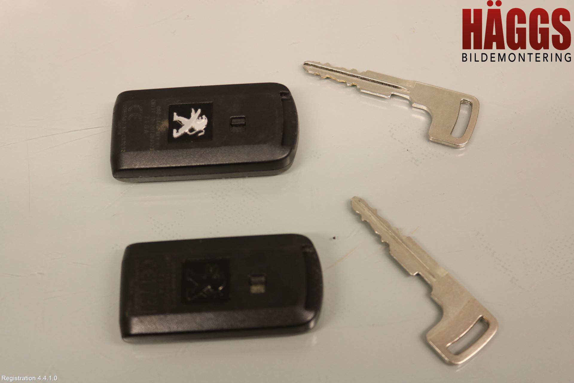 Peugeot 4008 Nyckel-Nycklar