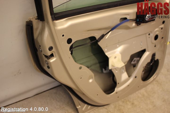 Citroen C4 I   05-10 Dörr Bak Vänster