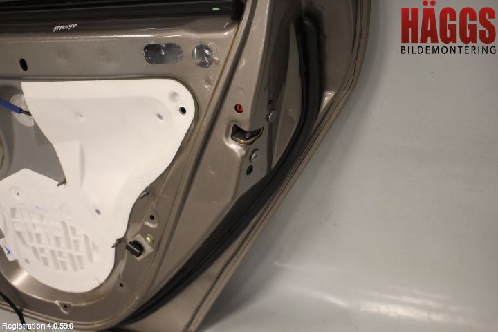 Peugeot 407 Dörr Bak Höger