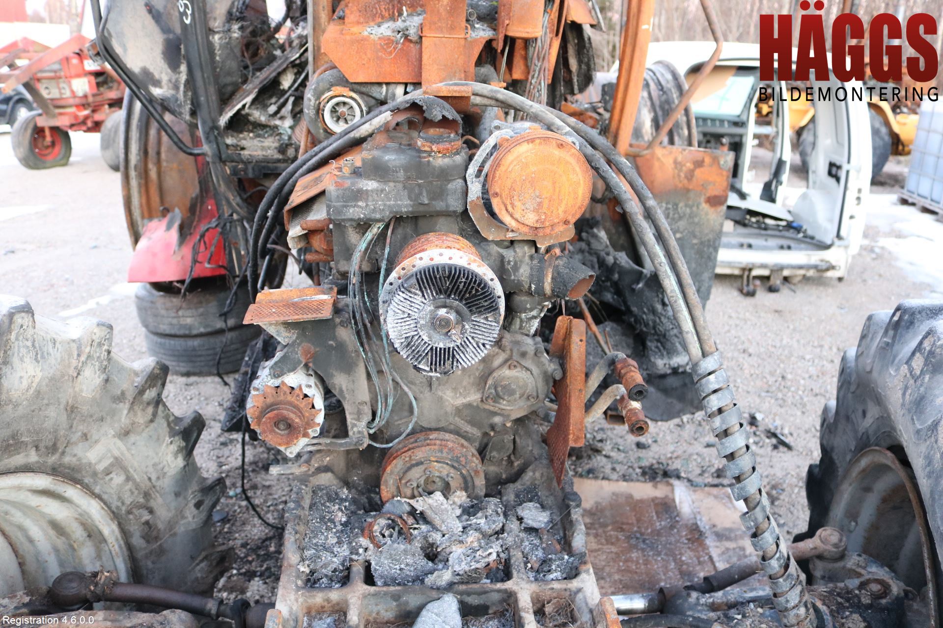 Traktor CASE Motor Diesel