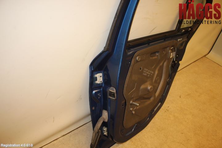 BMW 1 E87/81 5D/3D 03-11 Dörr Bak Höger