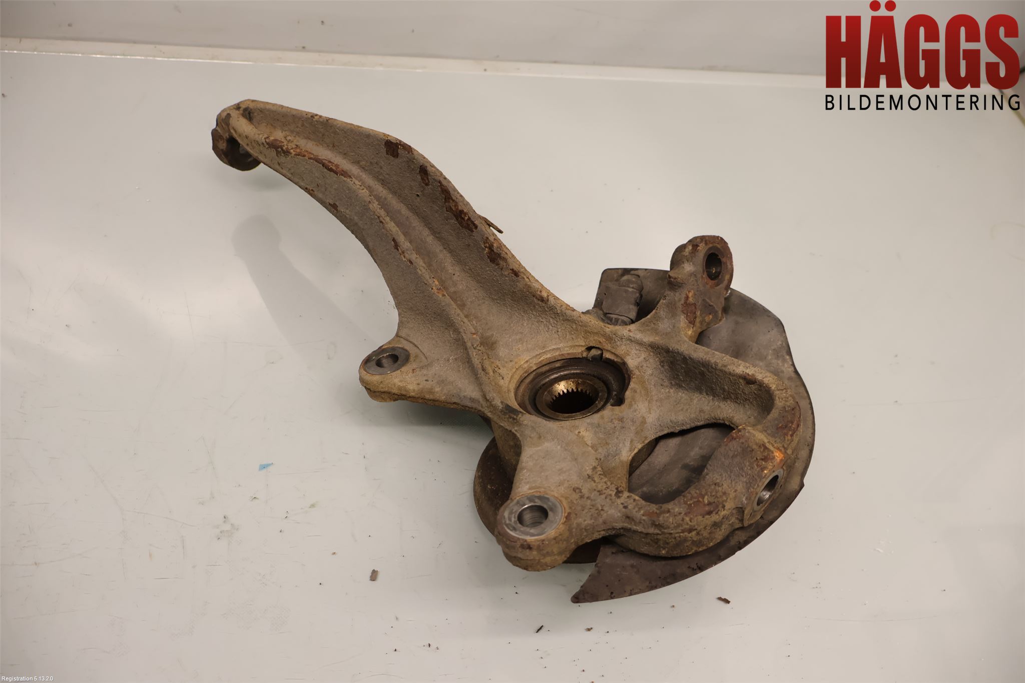 Volkswagen VW AMAROK 2H 10-22 Styrspindel Lagerhus Hö