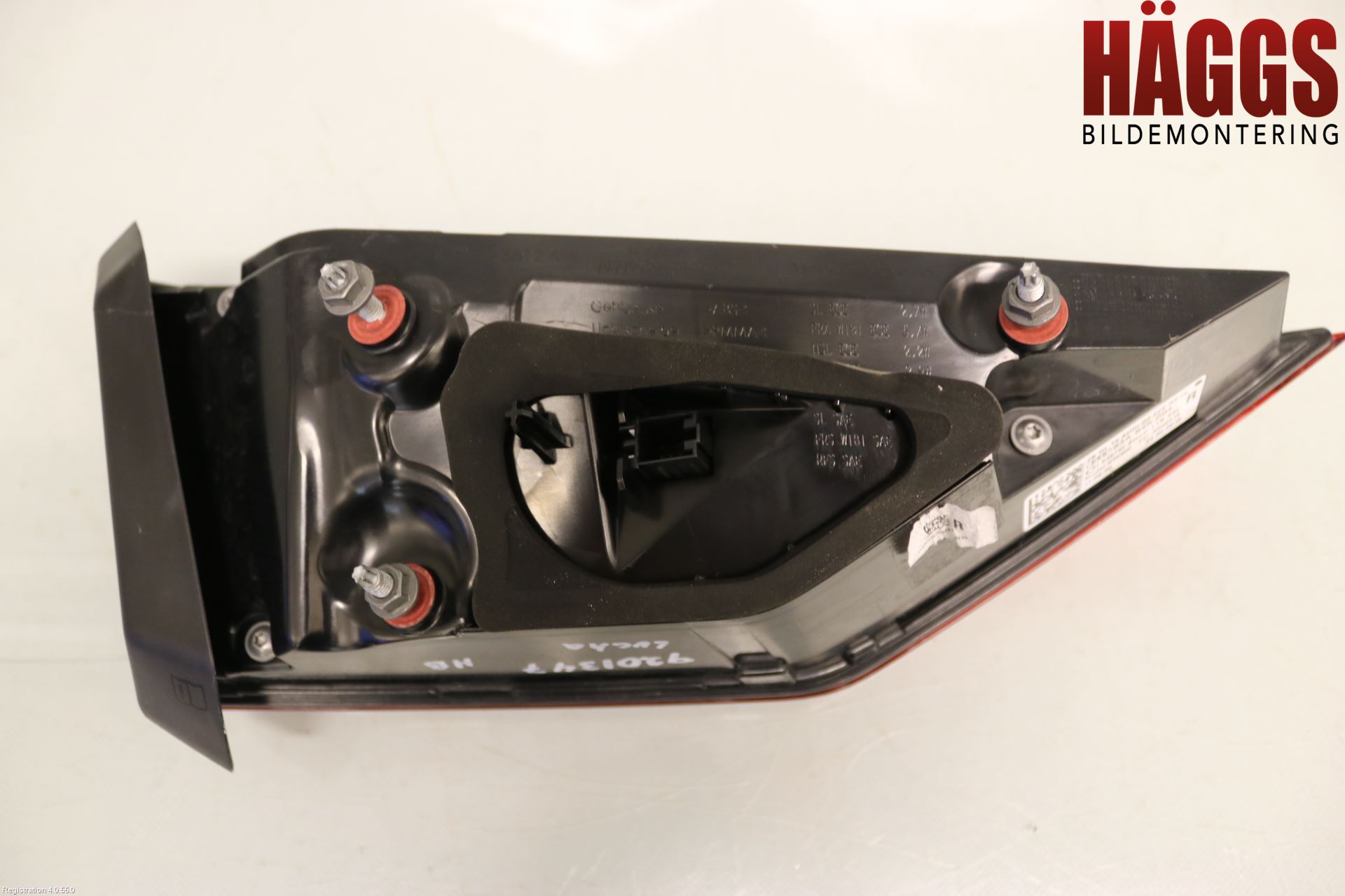 Audi Q3 F3 19- Bakljus Lucka Hö