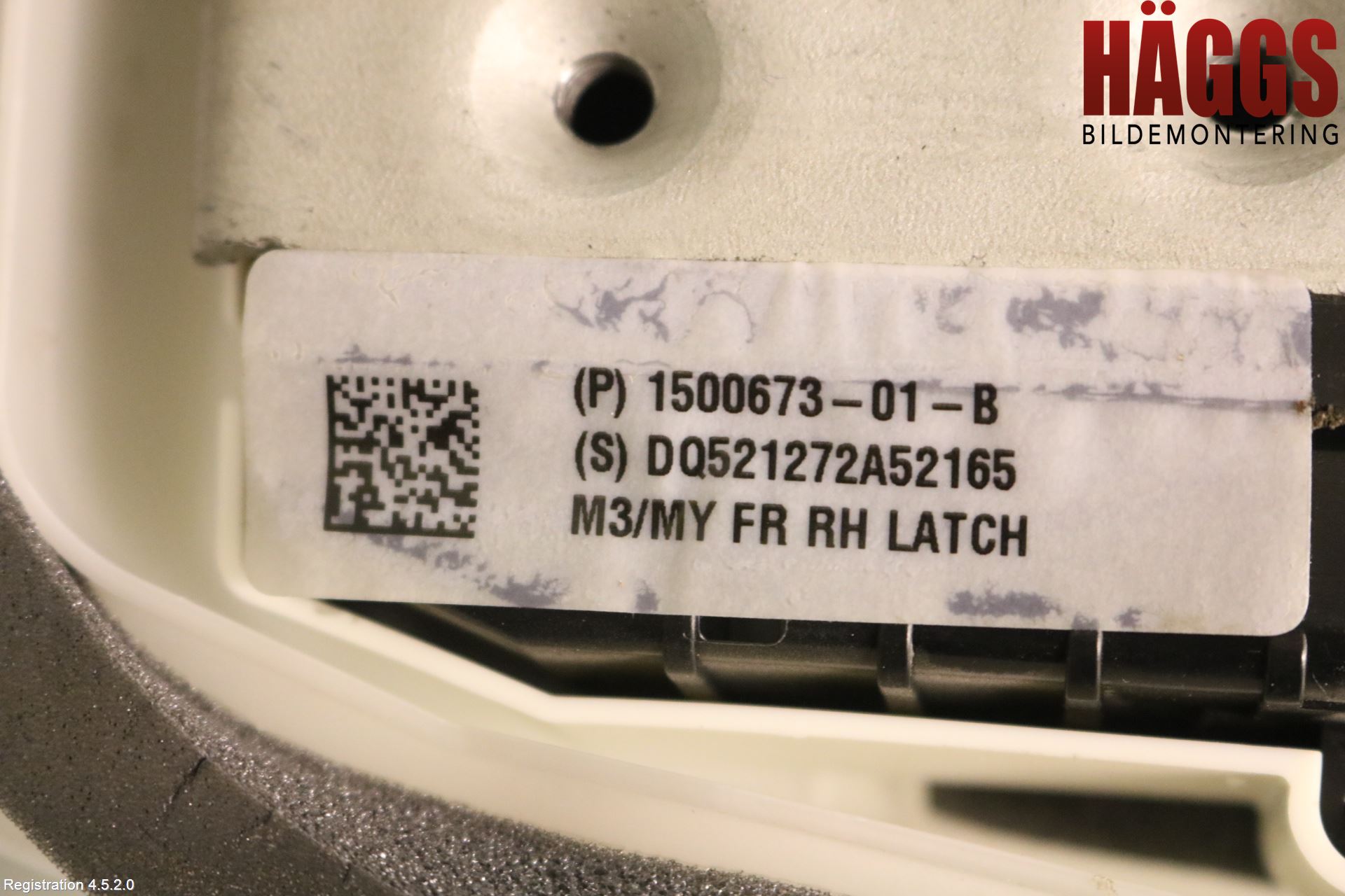 Tesla MODEL Y 21- Låskista-Dörrlås