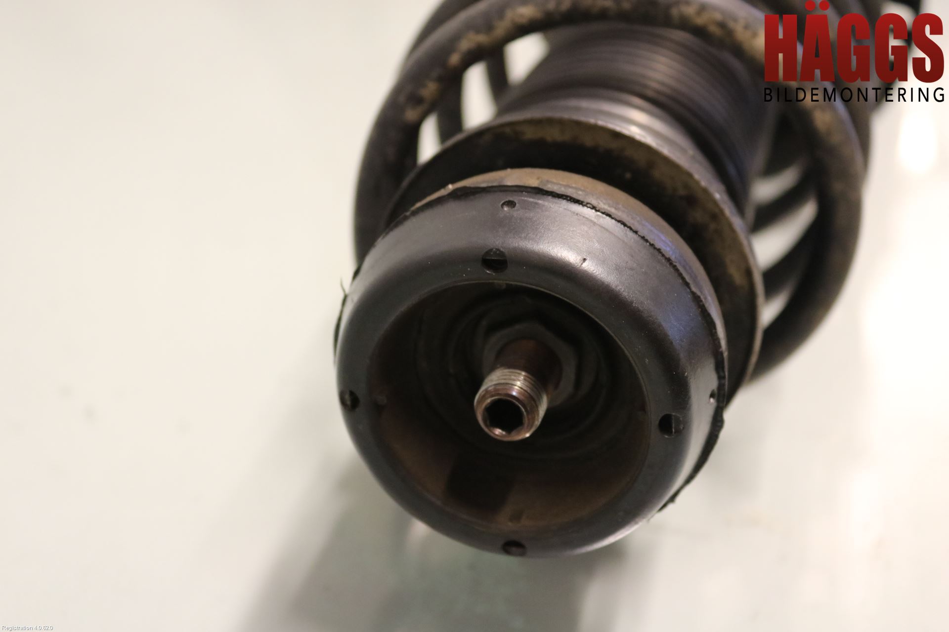 Skoda RAPID Fjäderben Fram Höger