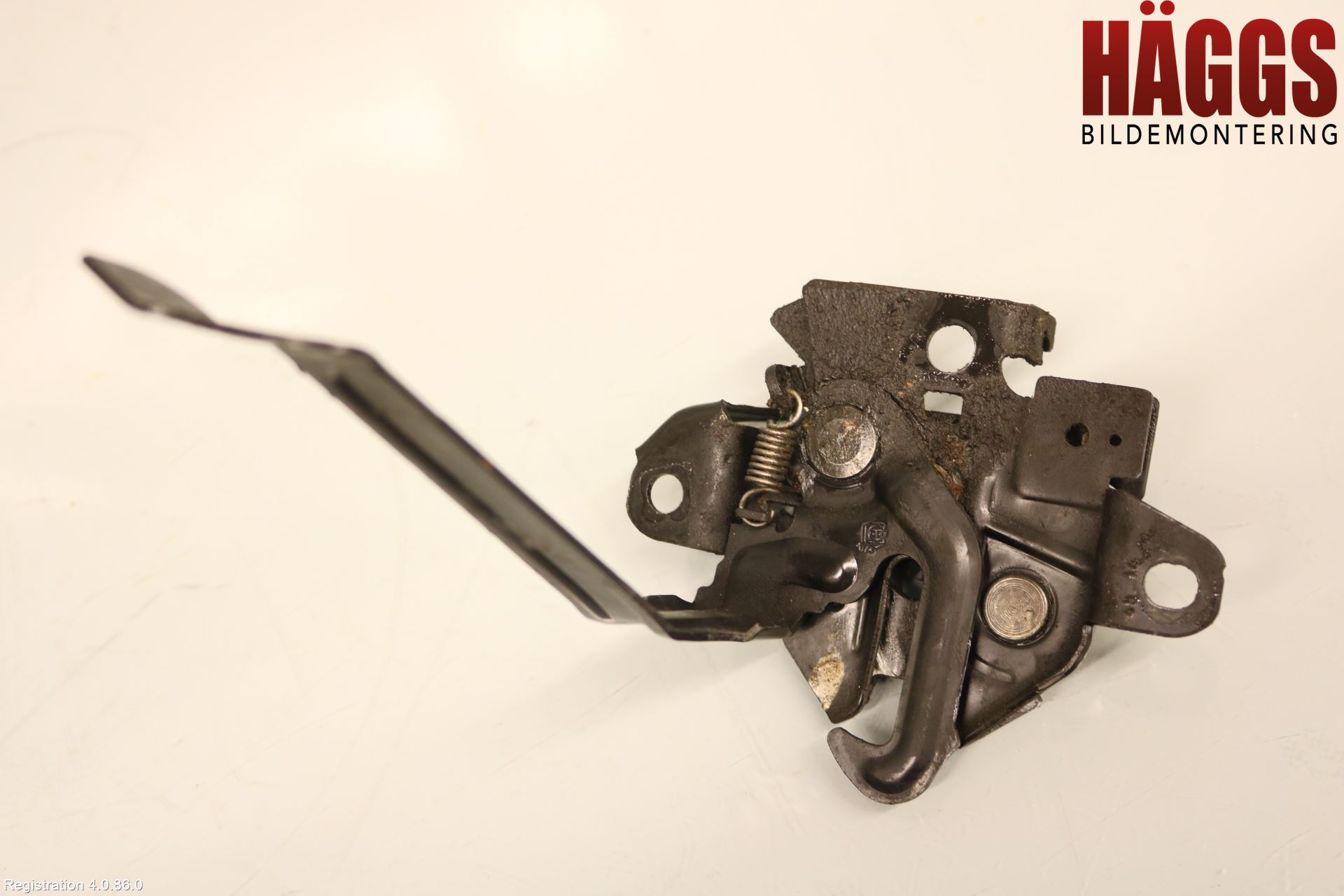 Toyota AURIS 13-19 Huvlås