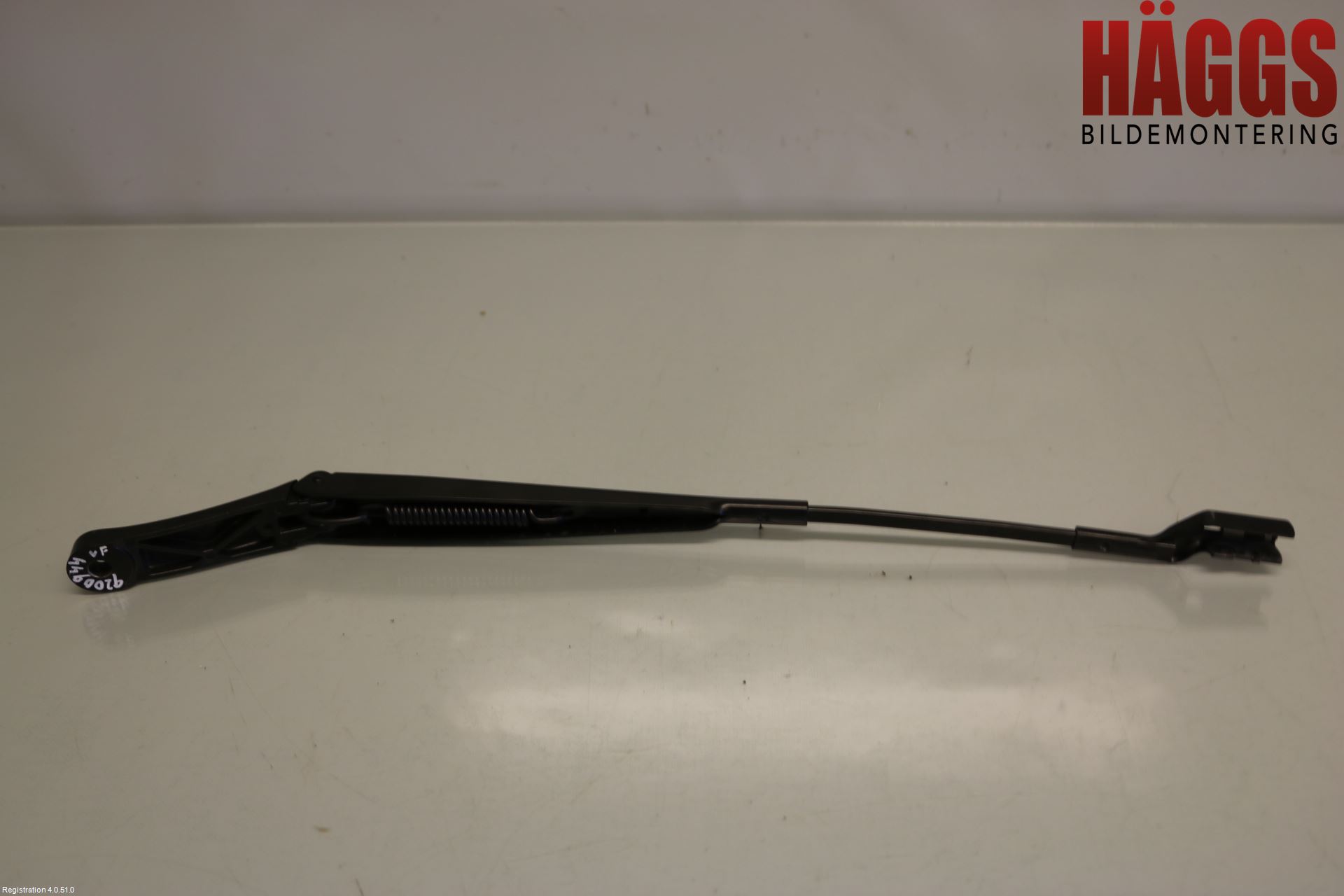 Volkswagen VW GOLF / E-GOLF VII 13-20 Torkararm Armar Vindruta