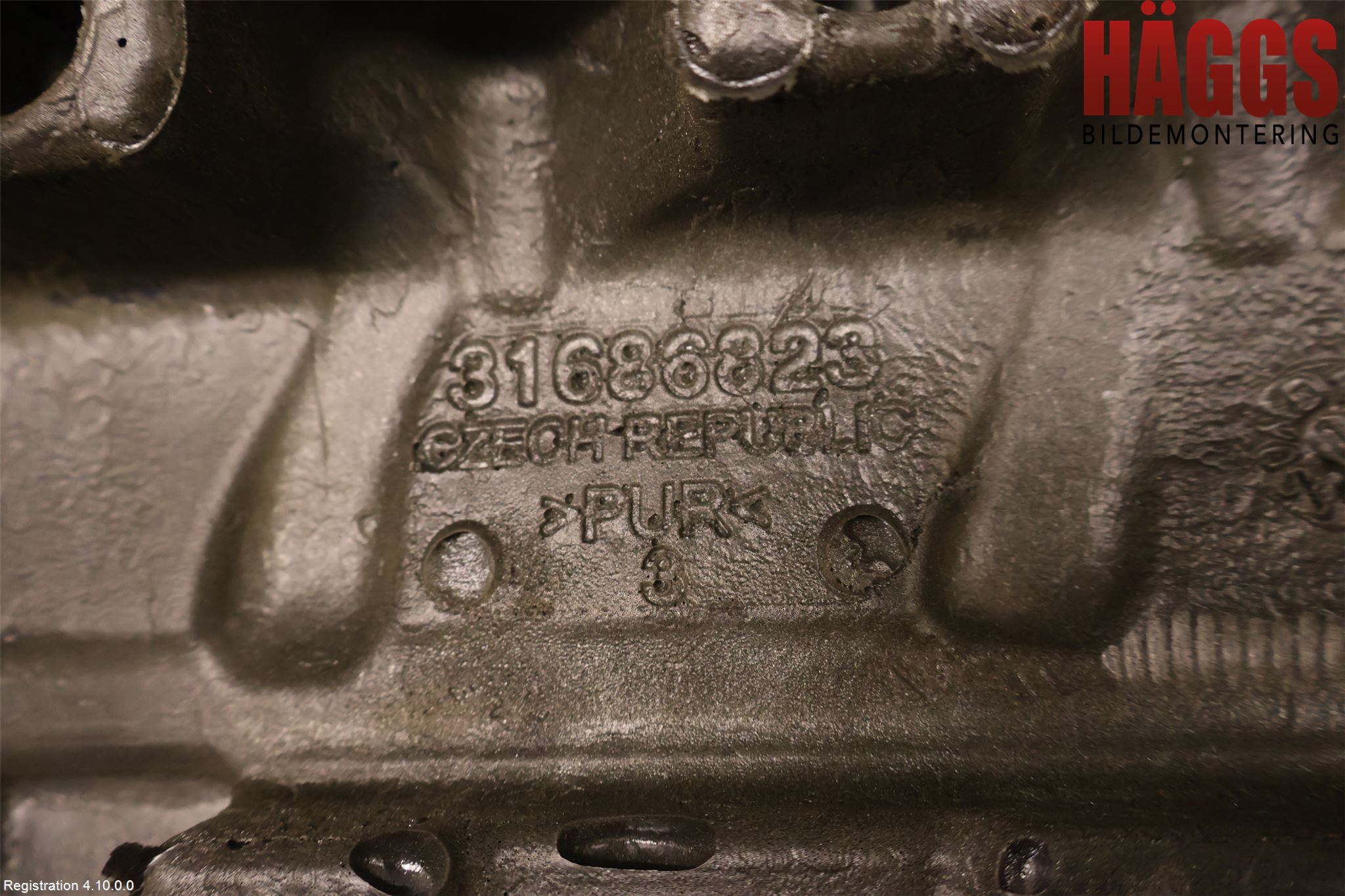 Volvo V60 19- Motorkåpa