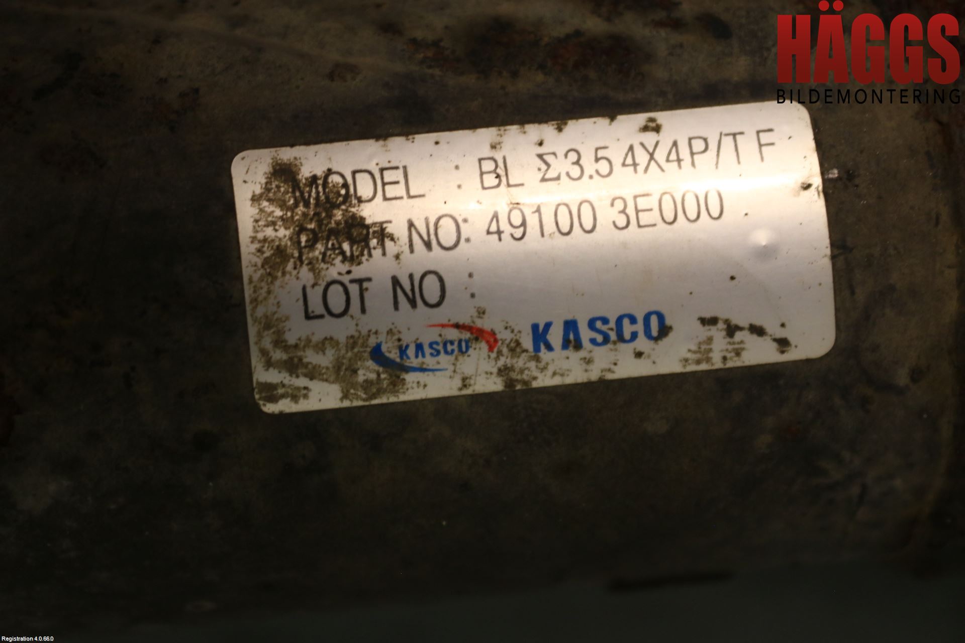 Kia SORENTO 03-09 Mellanaxel Främre 4Wd