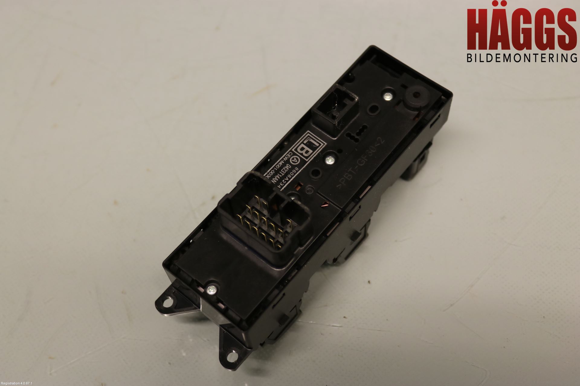 Mitsubishi SPACE STAR 13- Strömställare Elhiss