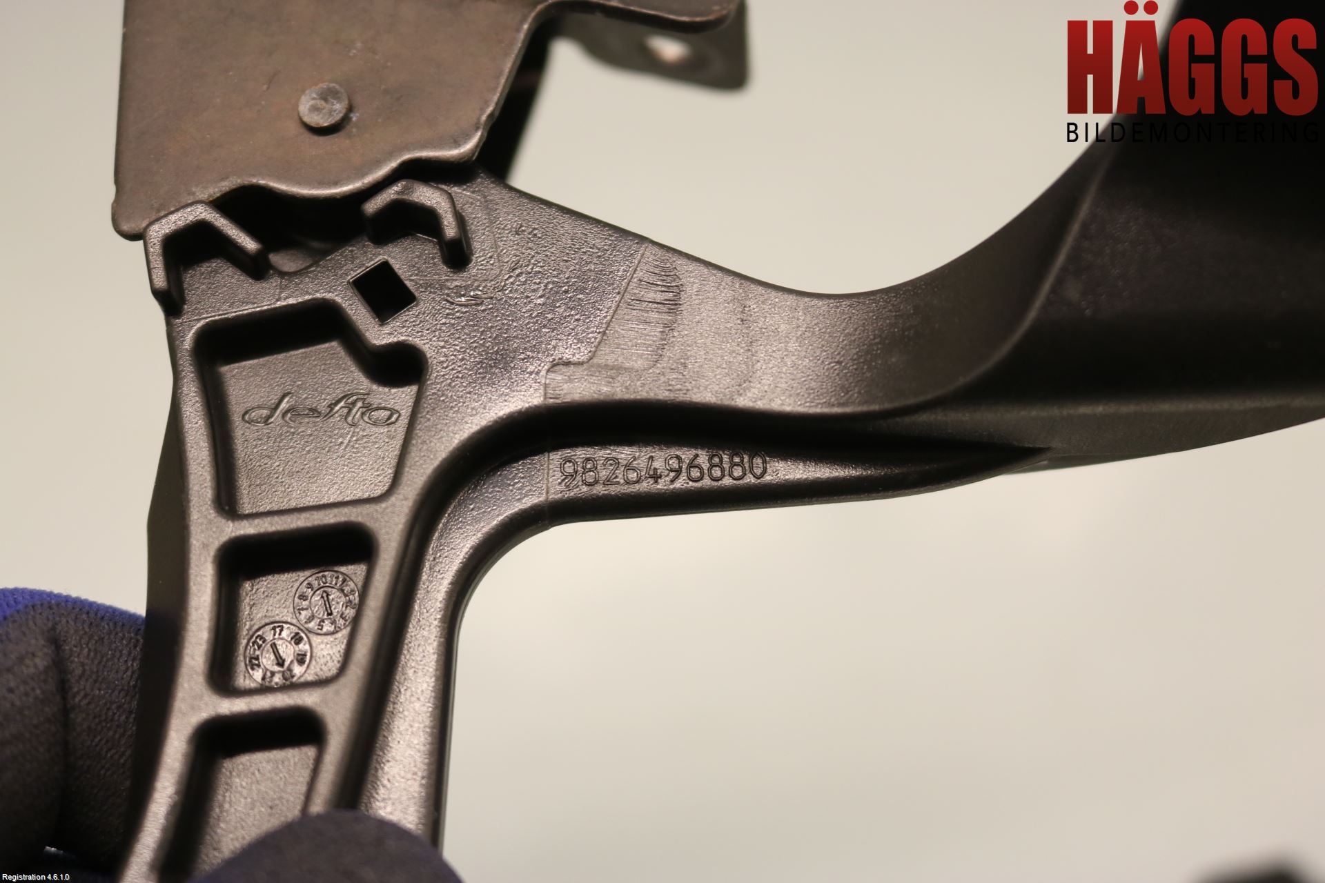 Peugeot 2008/E-2008 20- Huv Spärr