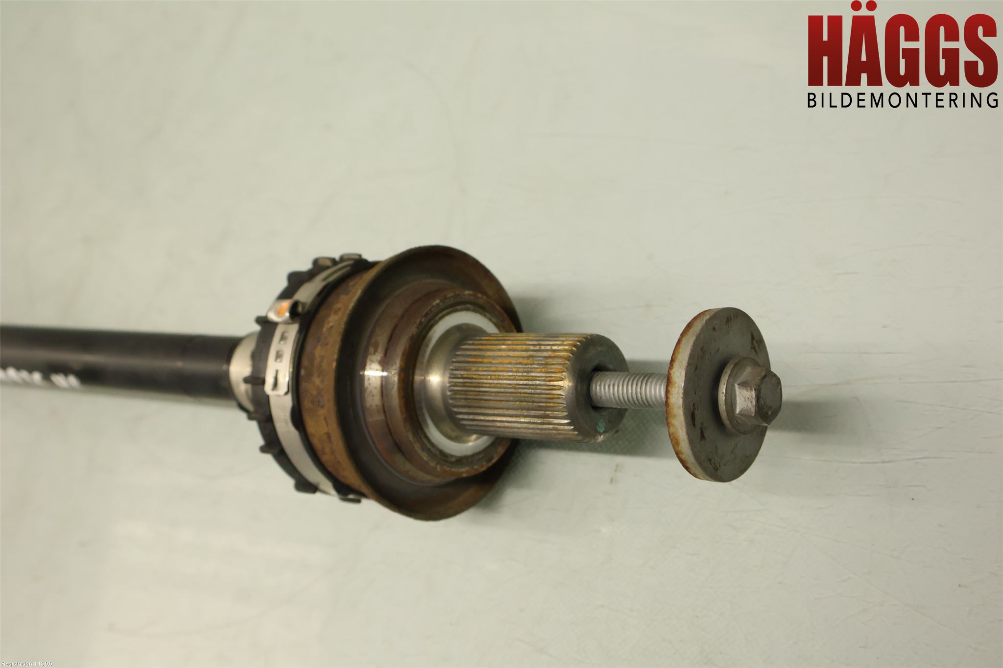 Volvo V60 19- Drivaxel Bak Höger