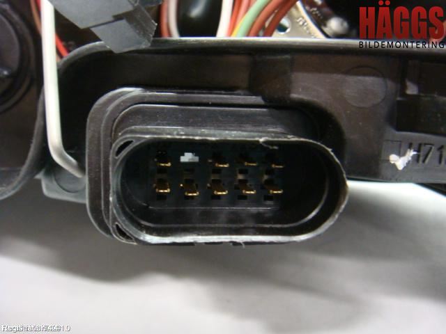 Audi A6/S6     97-05 Strålkastare Höger