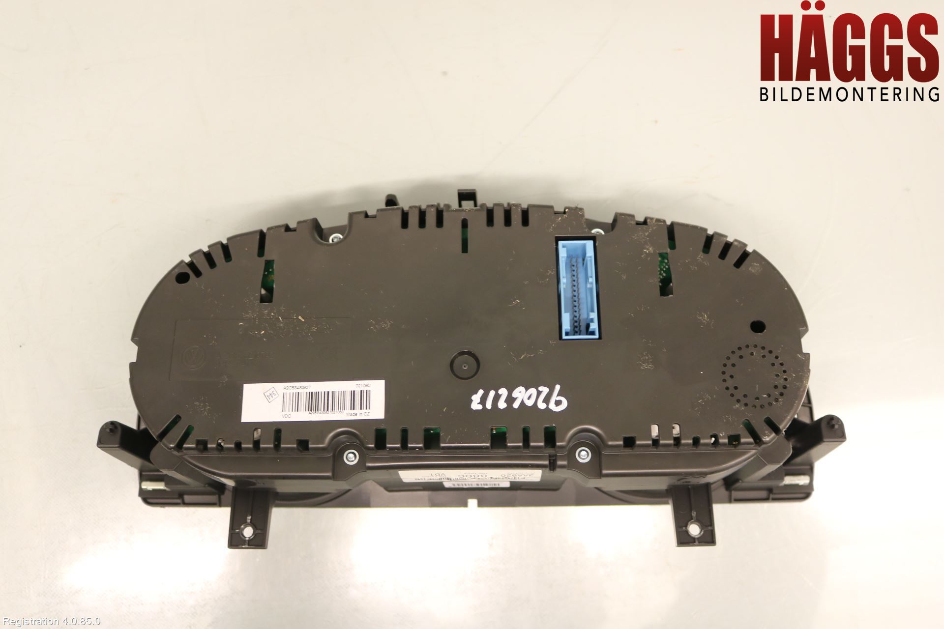 Volkswagen VW PASSAT 11-14 Instrument Komb