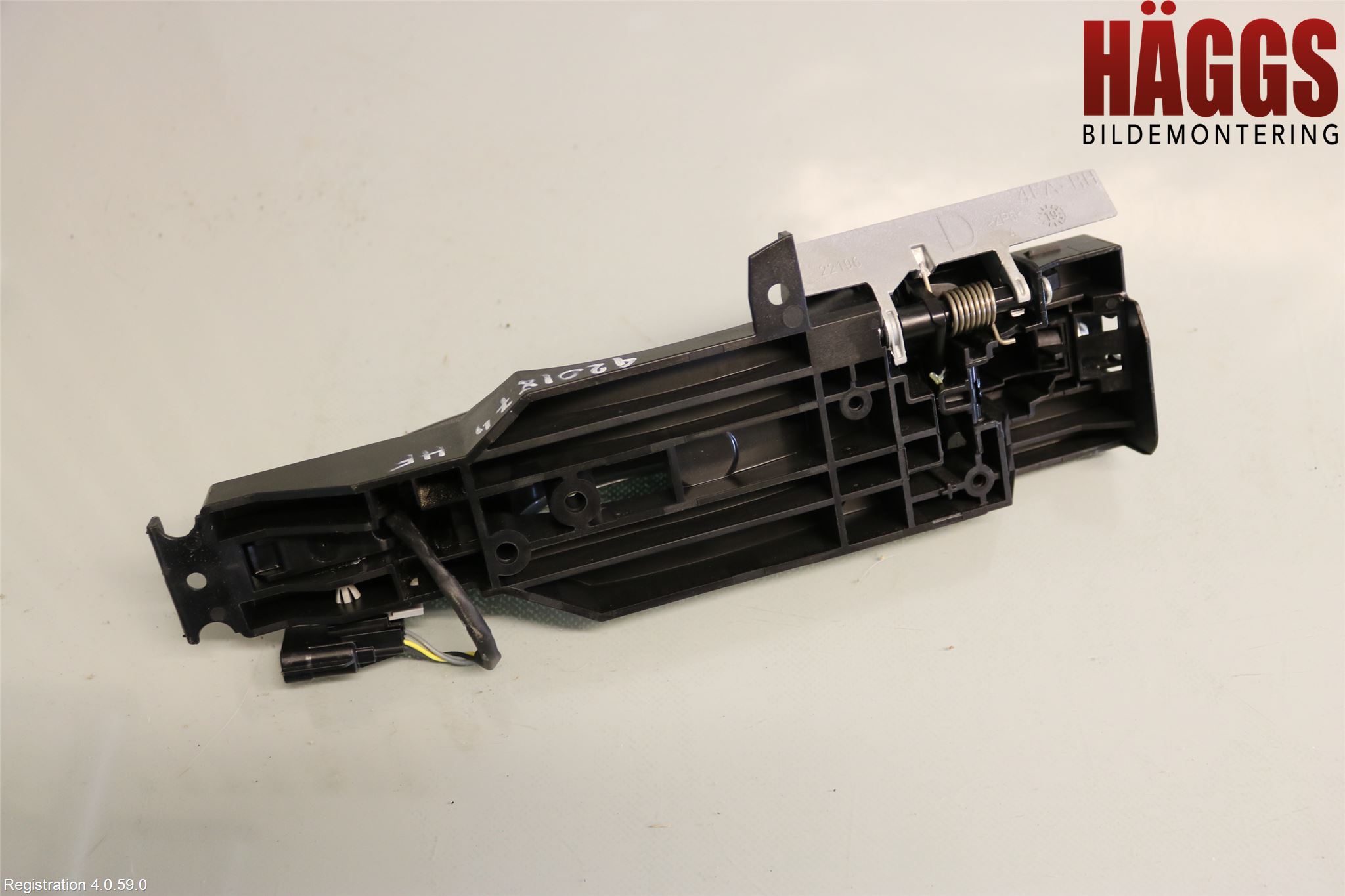 Nissan QASHQAI 17-21 Dörrhandtag Yttre Hö
