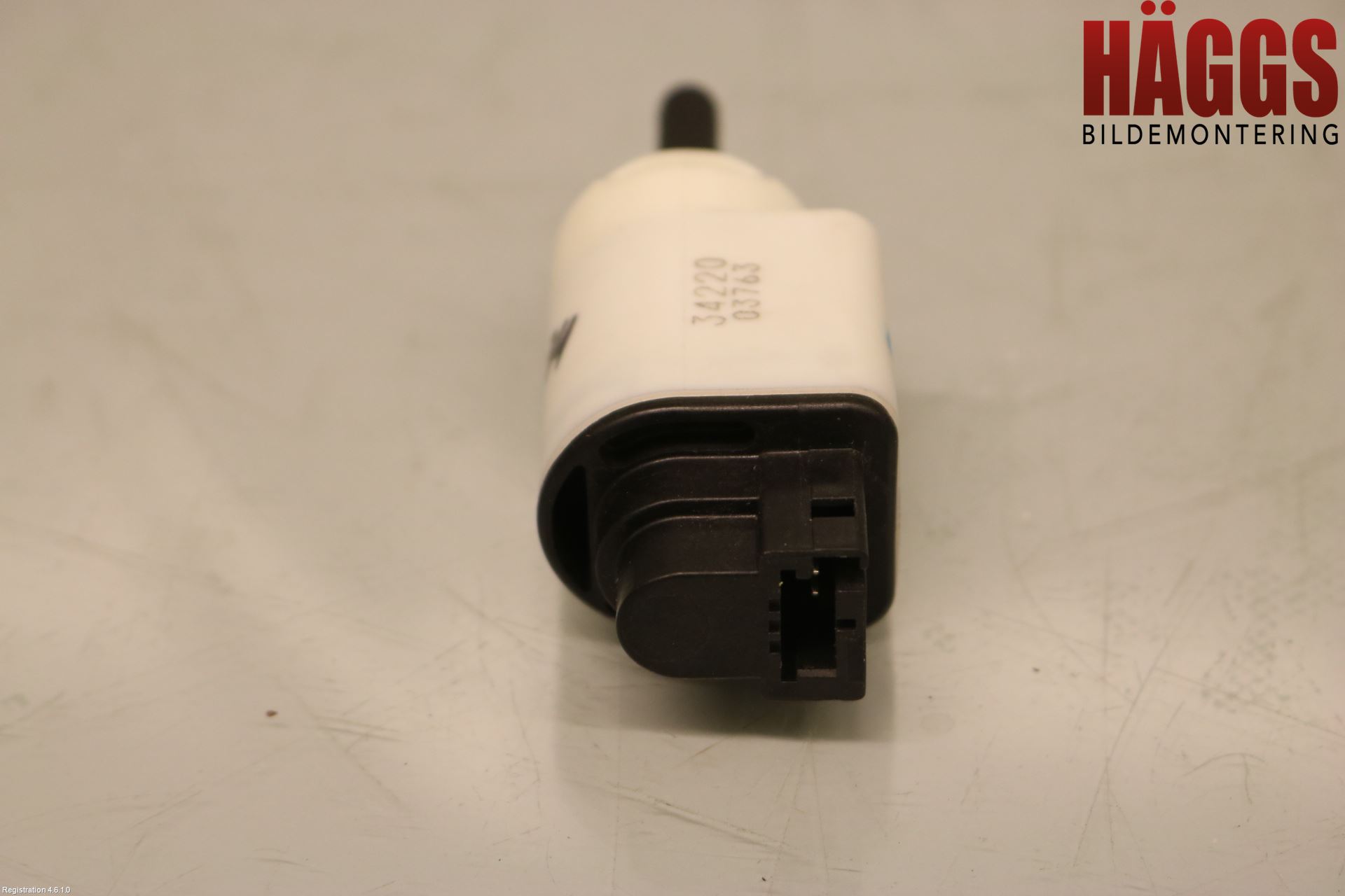 Peugeot 2008/E-2008 20- Bromsljuskontakt