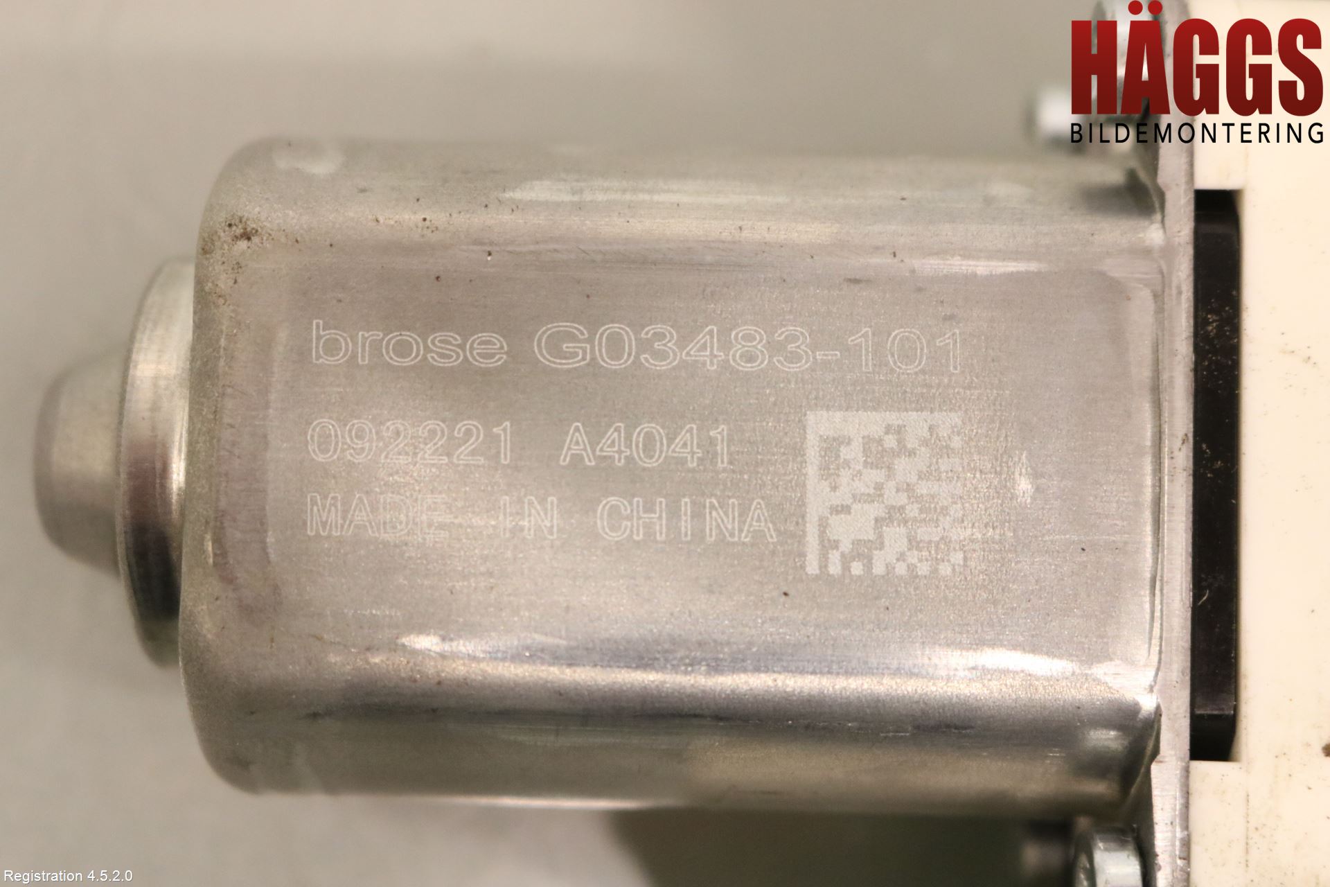 Tesla MODEL Y 21- Fönsterhissmotor