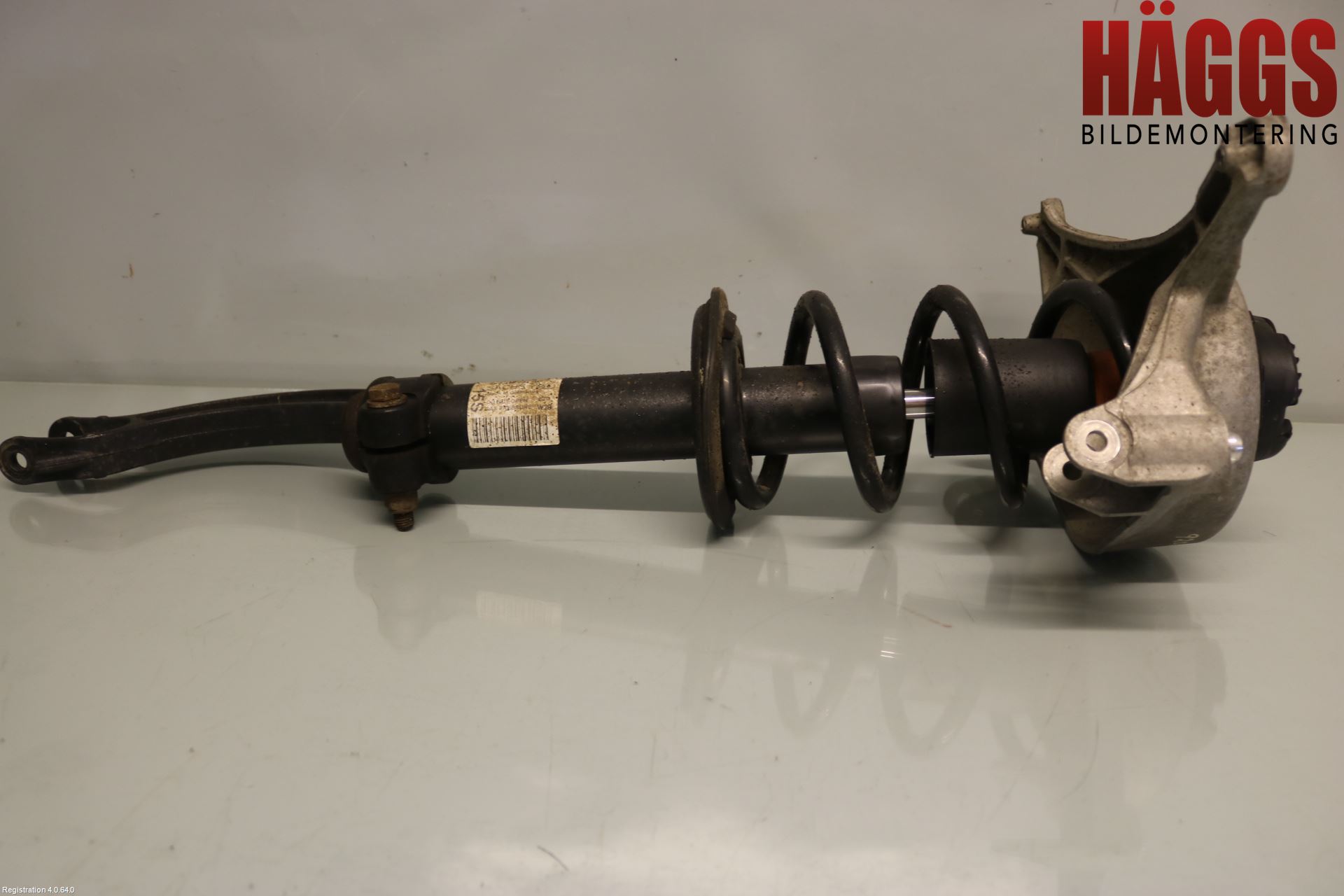 Audi A5 07-16 Fjäderben Fram Vänster