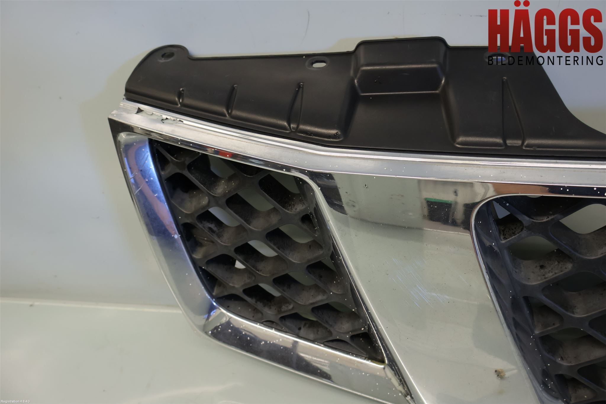 Nissan NAVARA 05-16 Grill Komp