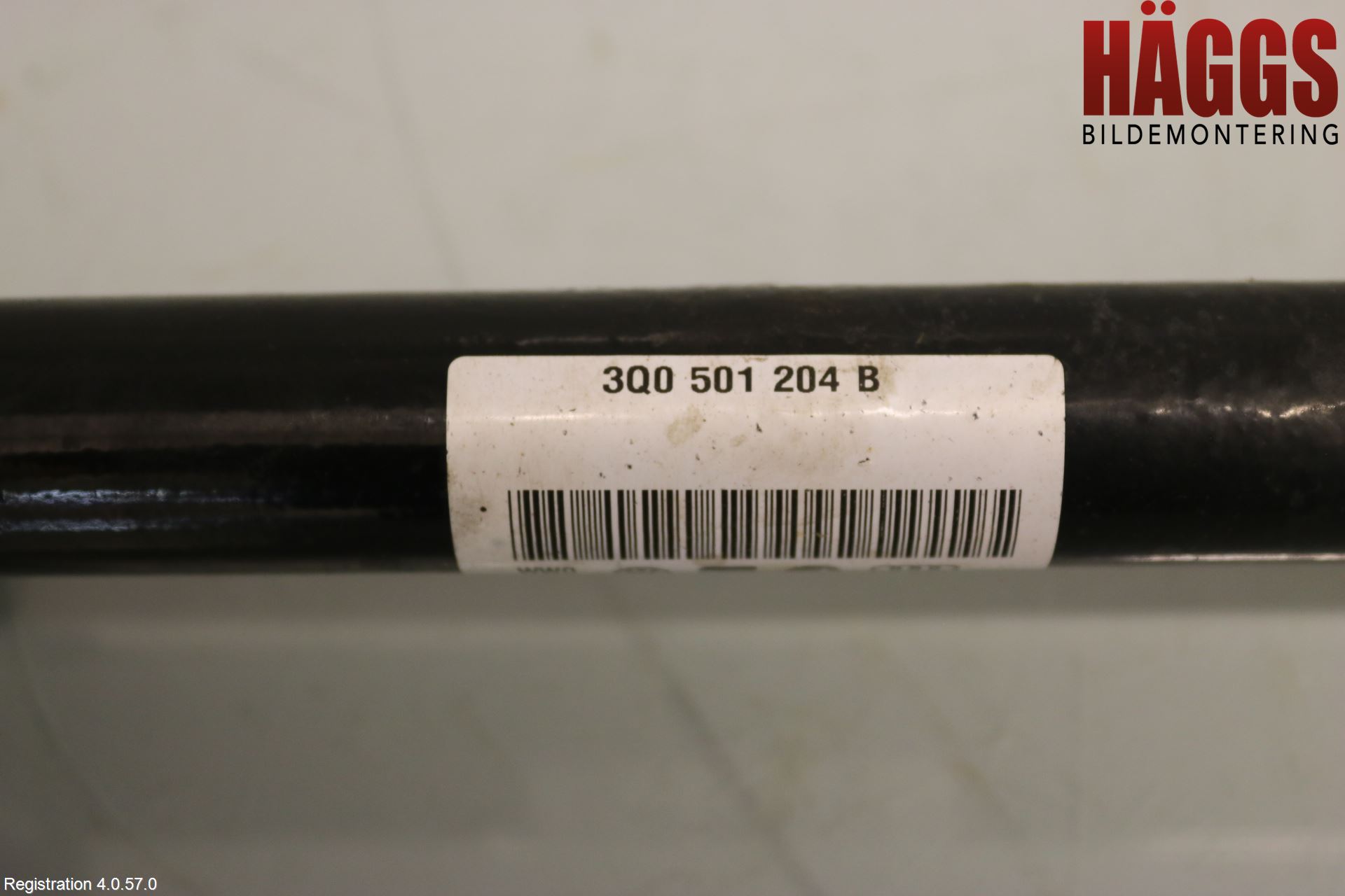 Volkswagen VW TIGUAN 16-24 Drivaxel Bak Höger