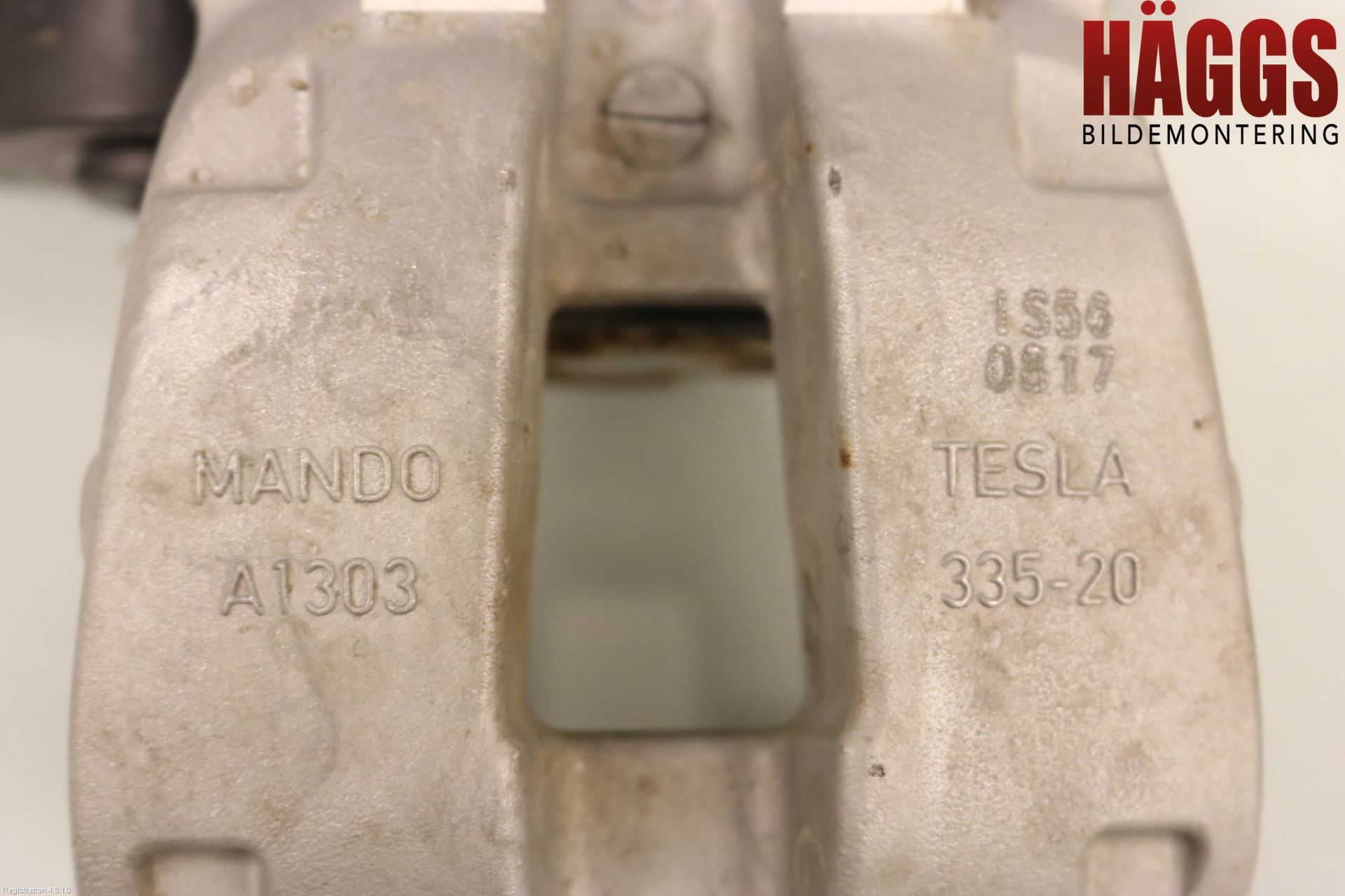 Tesla MODEL Y 21- Bromsok Bak Vänster