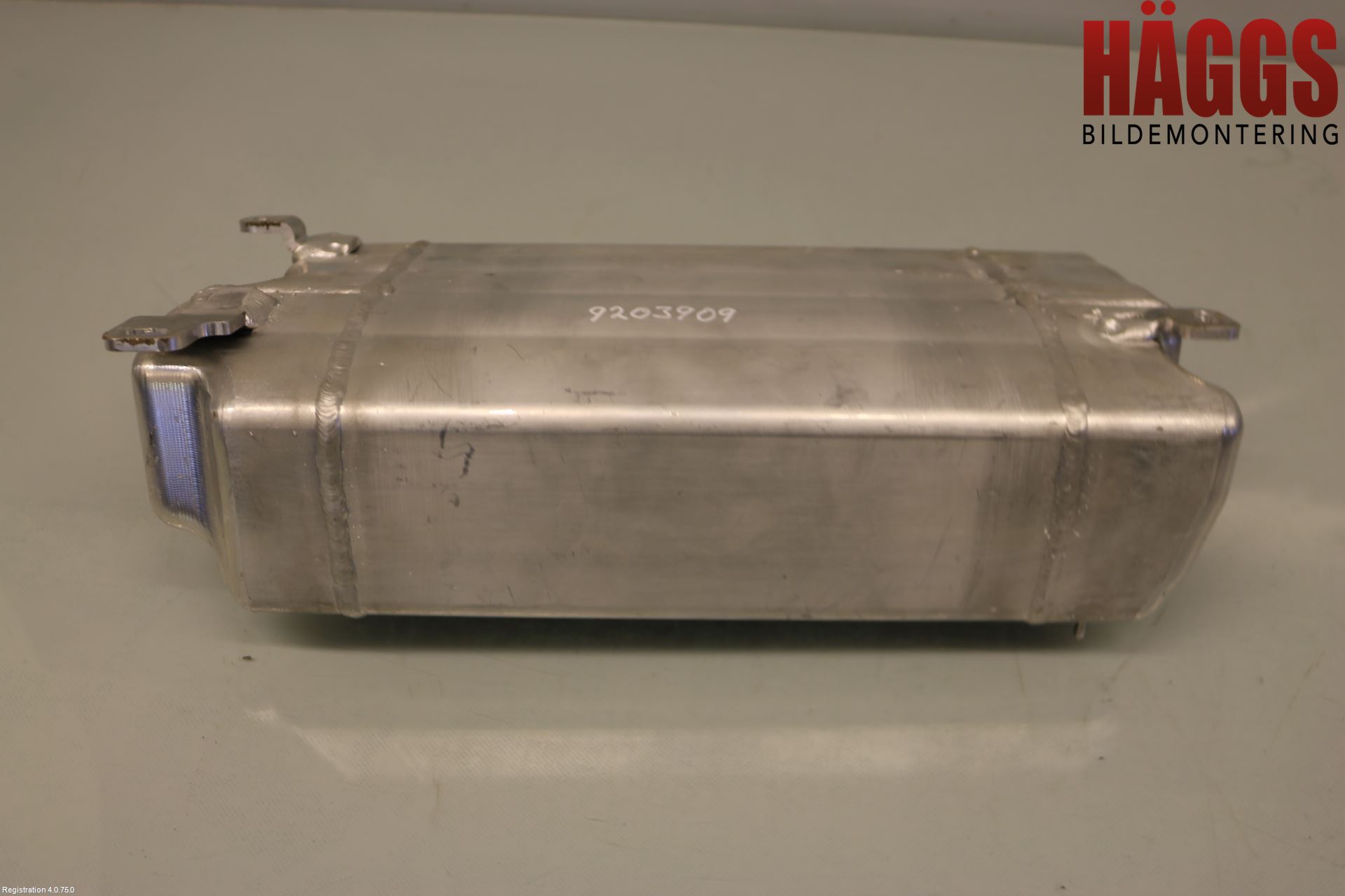 Audi A6 ALLROAD 12-18 Nivå/Luftförändring Trycktank