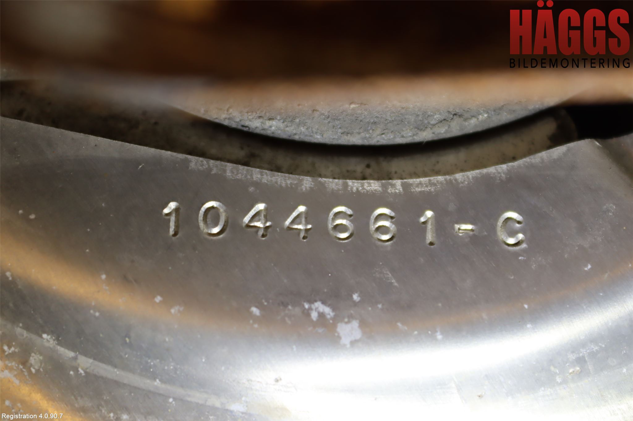 Tesla MODEL 3 17- Styrspindel Lagerhus Vä