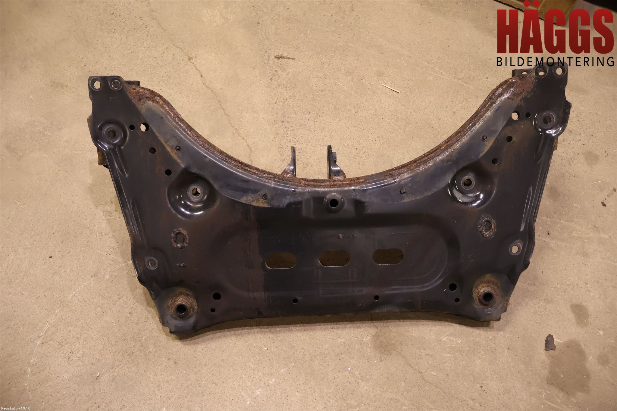 Nissan QASHQAI 14-17 Framvagnsbalk