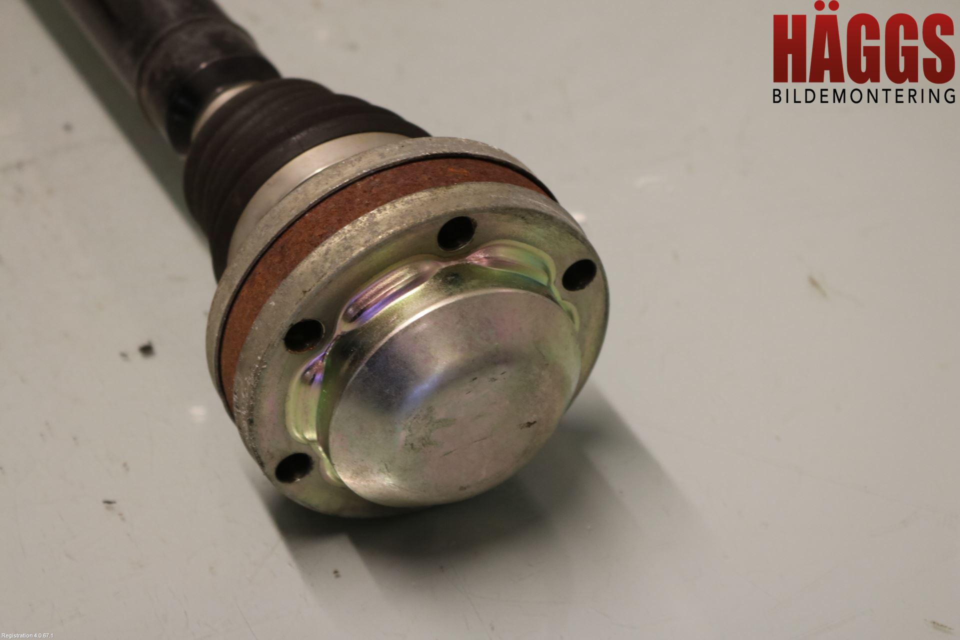 Volkswagen VW PASSAT 11-14 Drivaxel Fram Höger