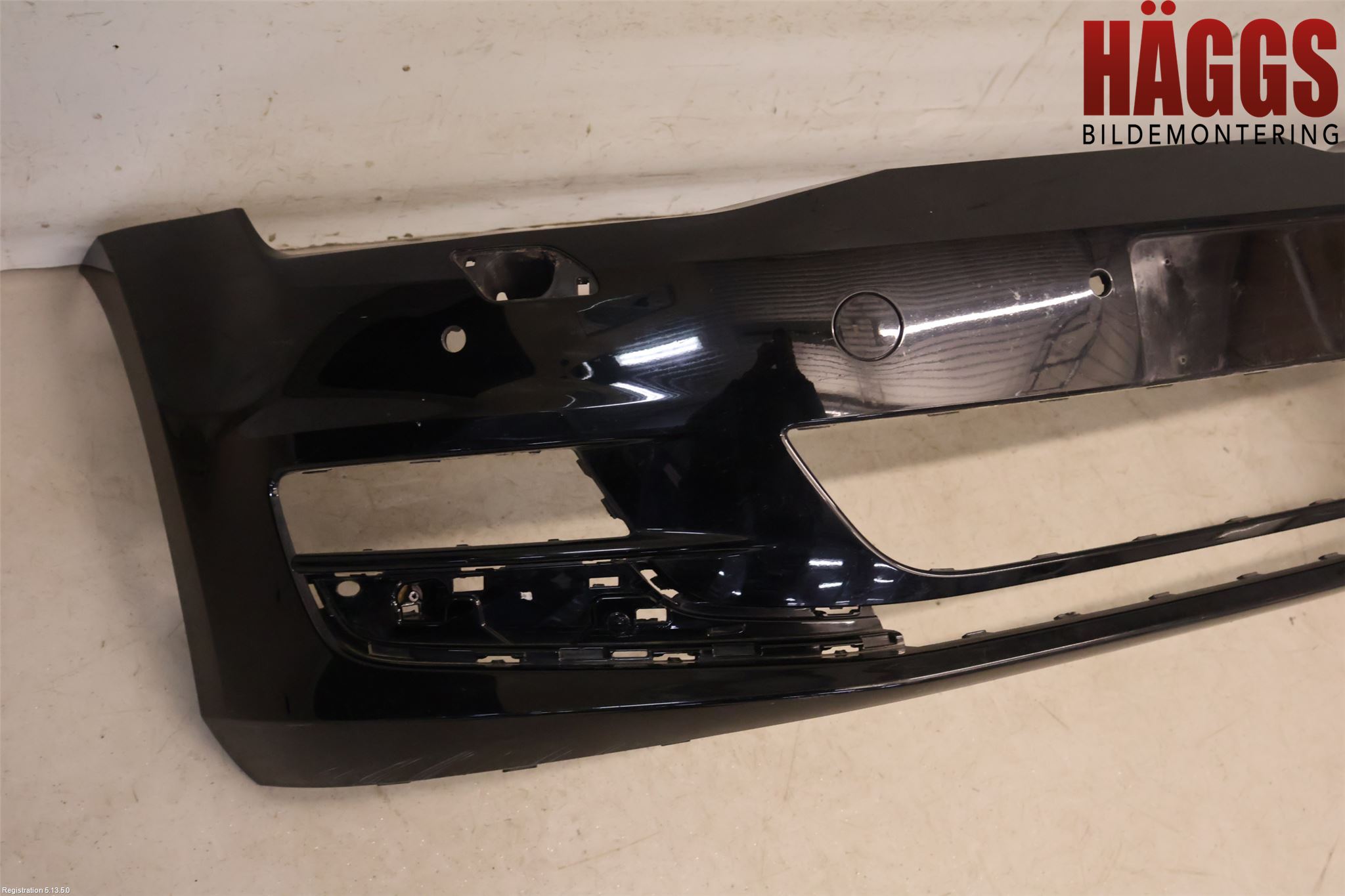 Volkswagen VW GOLF / E-GOLF VII 13-20 Stötfångarbeklädnad Fram