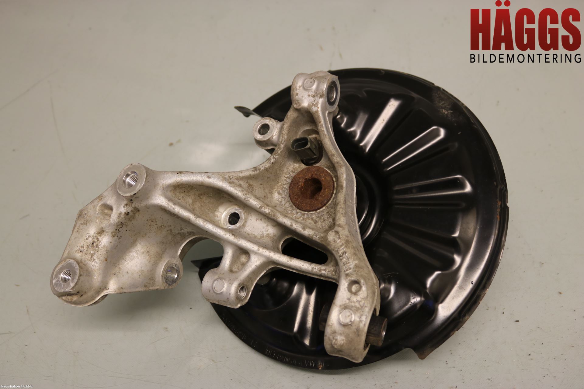 Volkswagen VW PASSAT 15-19 Hjullagerhus Bak Hö