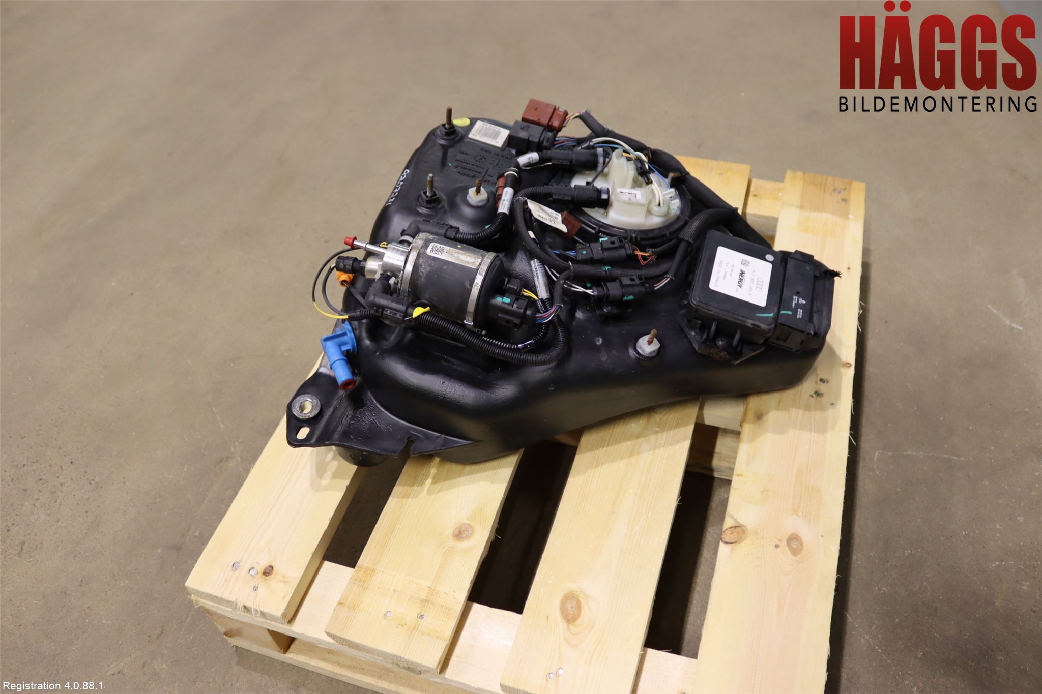 Audi A4/S4 08-11 Adblue Tank