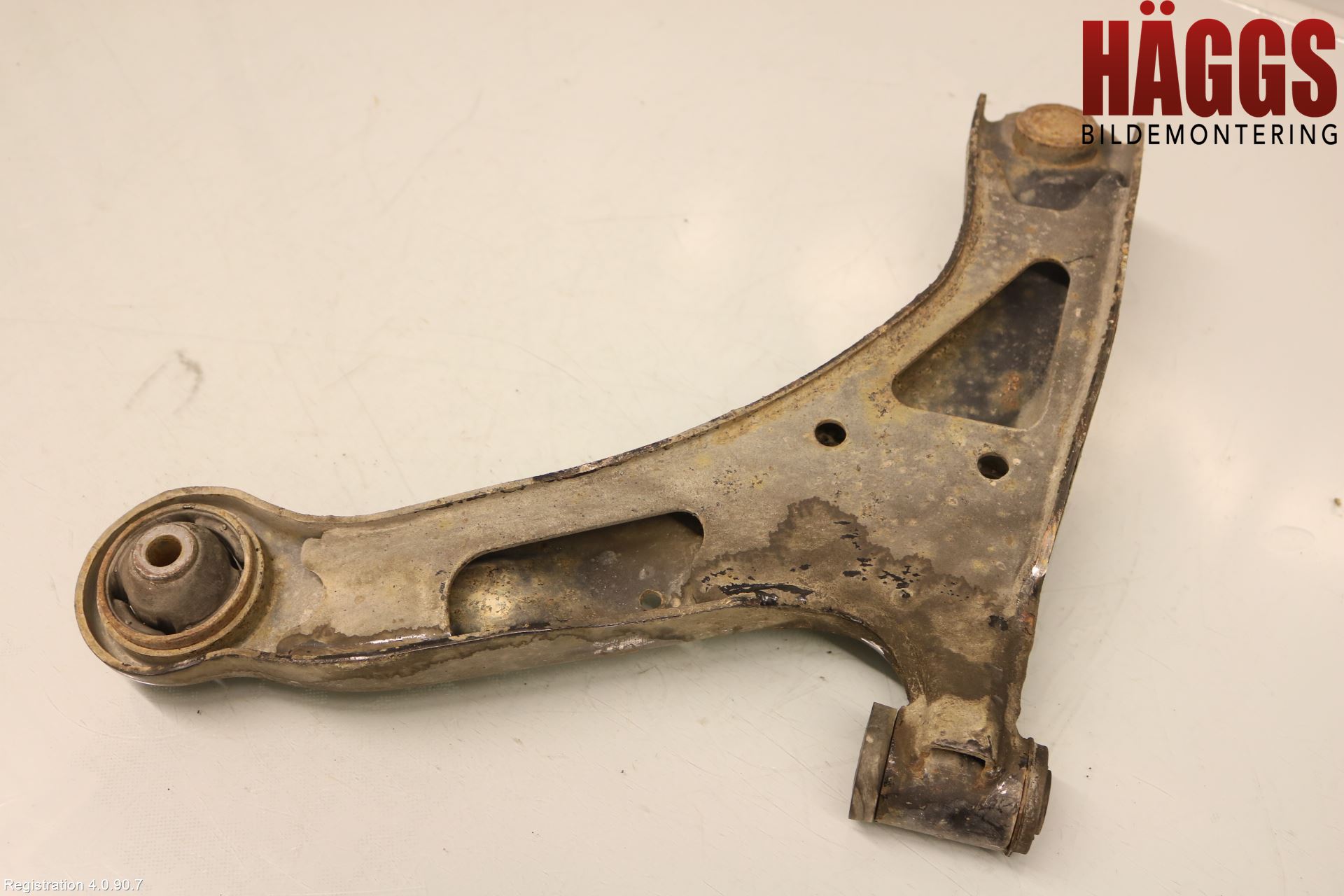 Suzuki GRAND VITARA II 06-14 Bärarm Fram Undre Hö