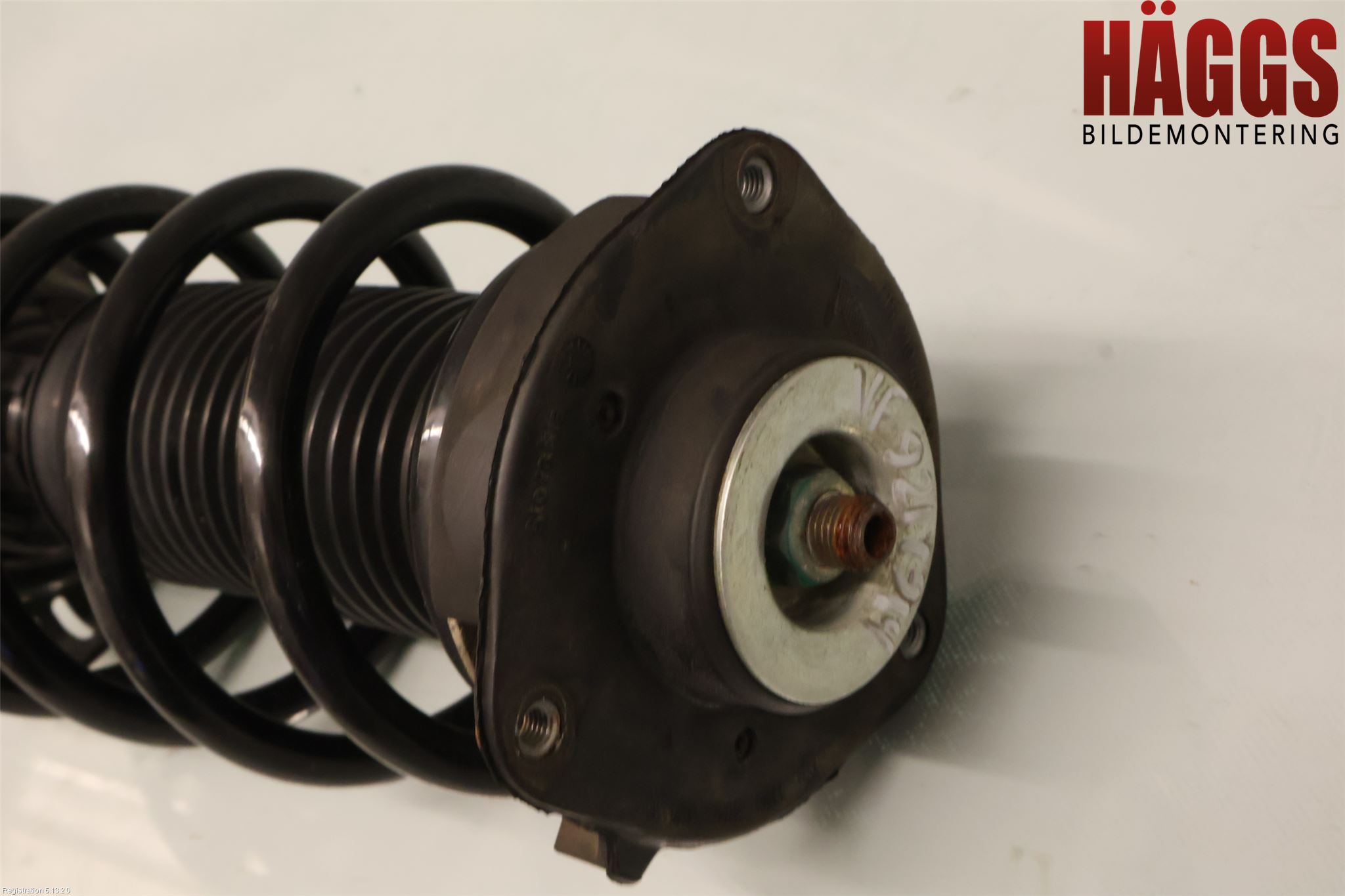Volkswagen VW CADDY 16-20 Fjäderben Fram Vänster