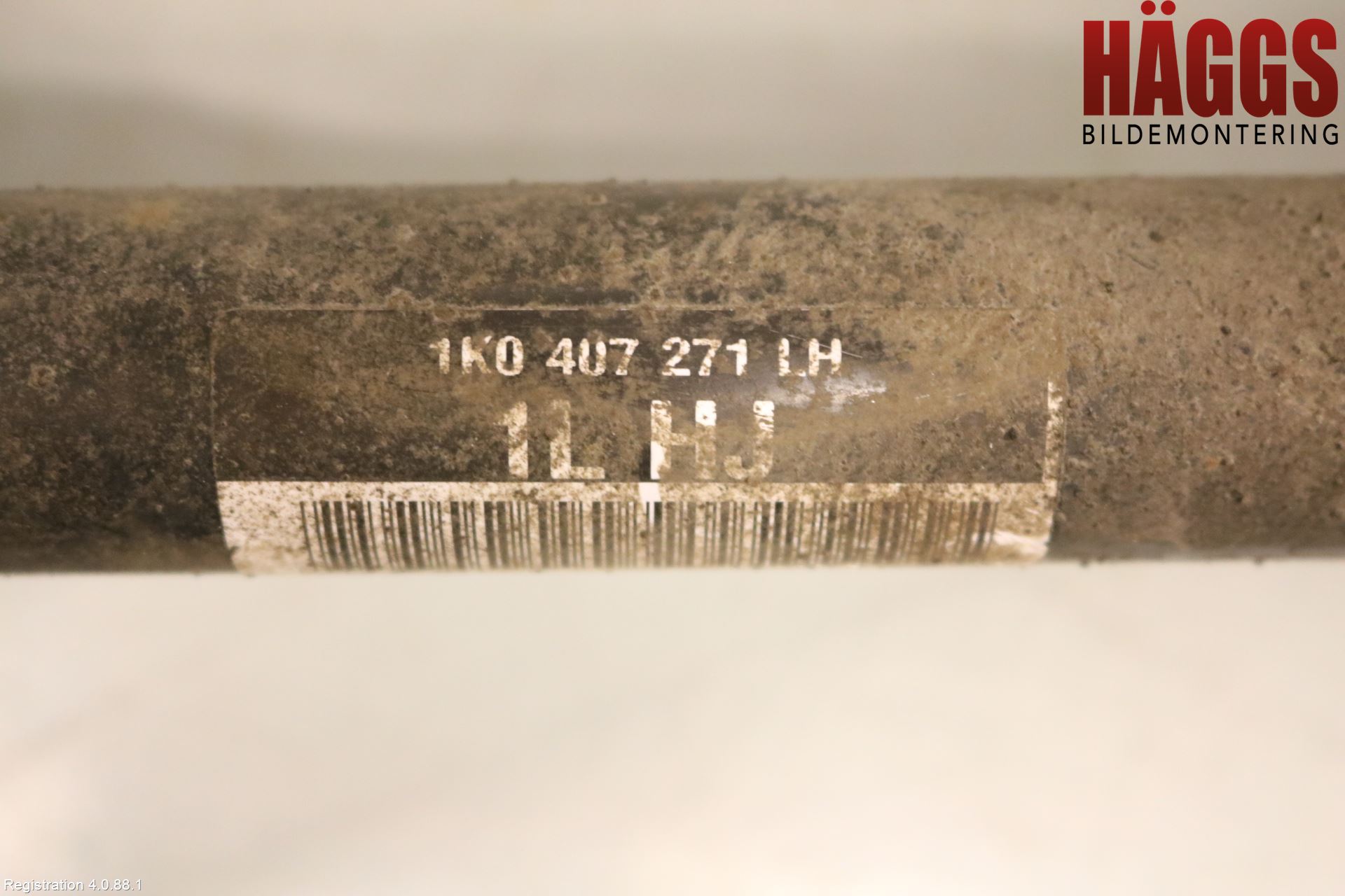 Volkswagen VW PASSAT 11-14 Drivaxel Fram Vänster