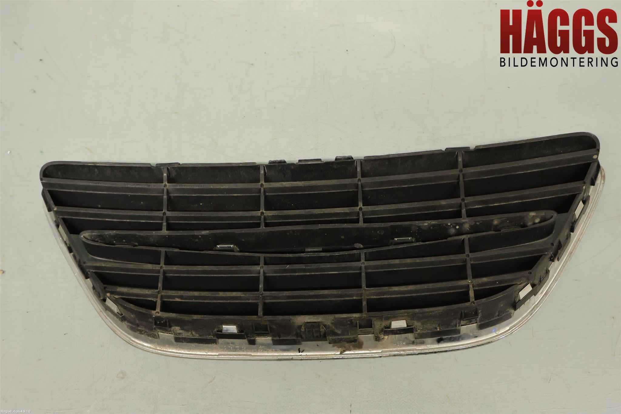 Saab 9-3 VER 2 Grilldel Mitt