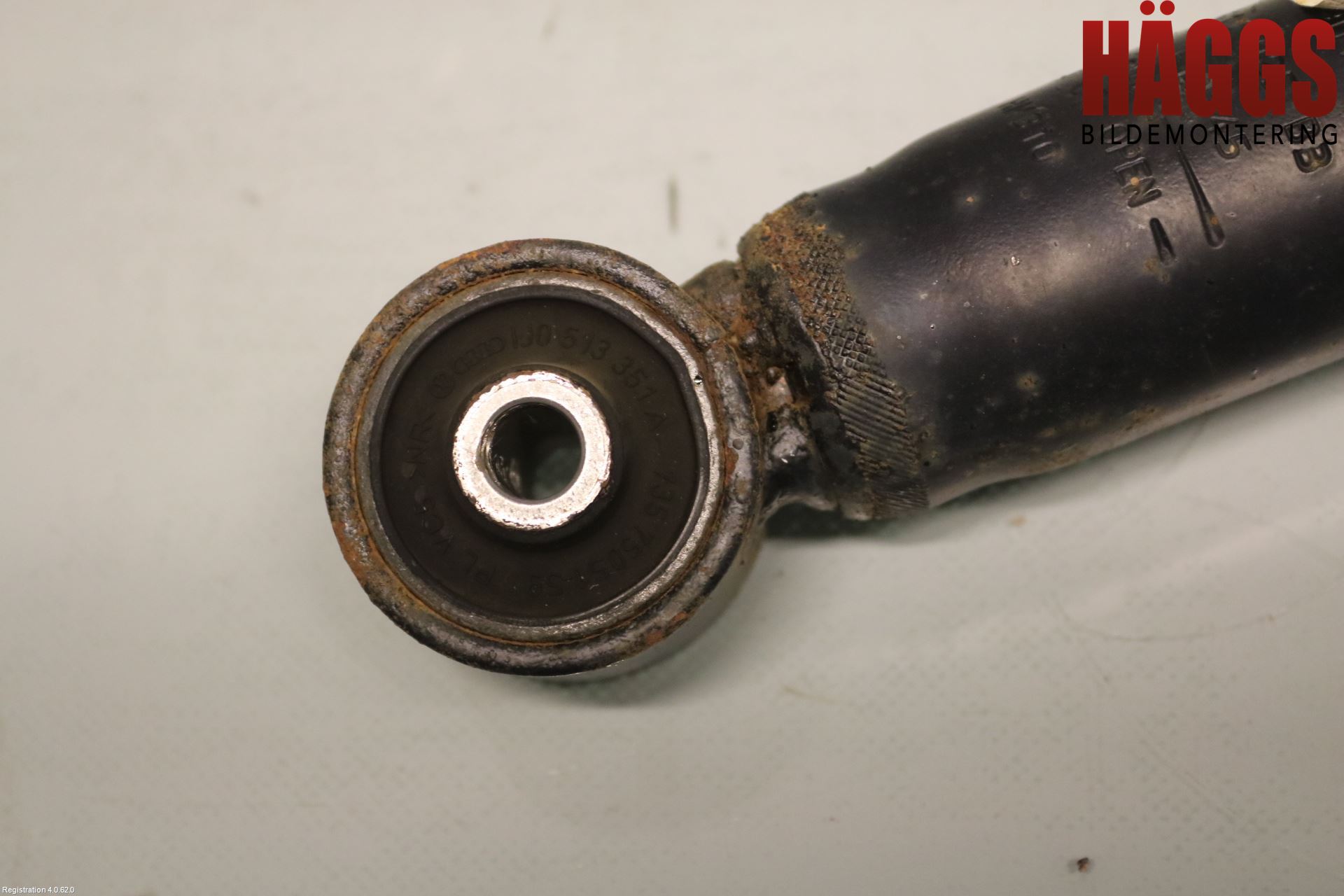 Skoda RAPID Stötdämpare Bak