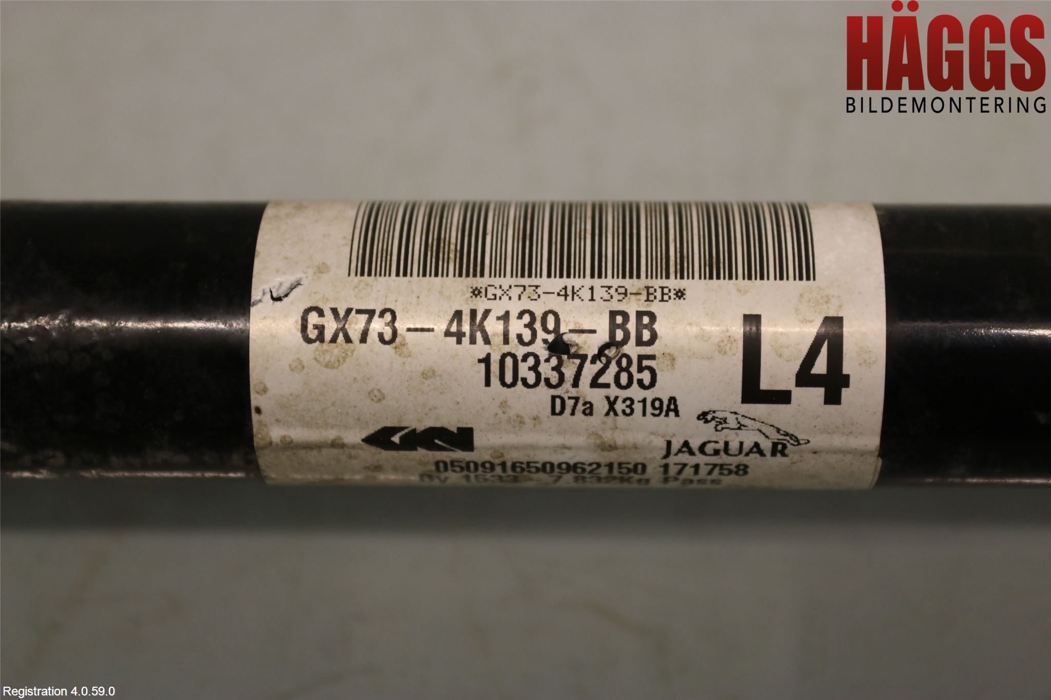 Jaguar XE (X760) 15-24 Drivaxel Bak Vänster