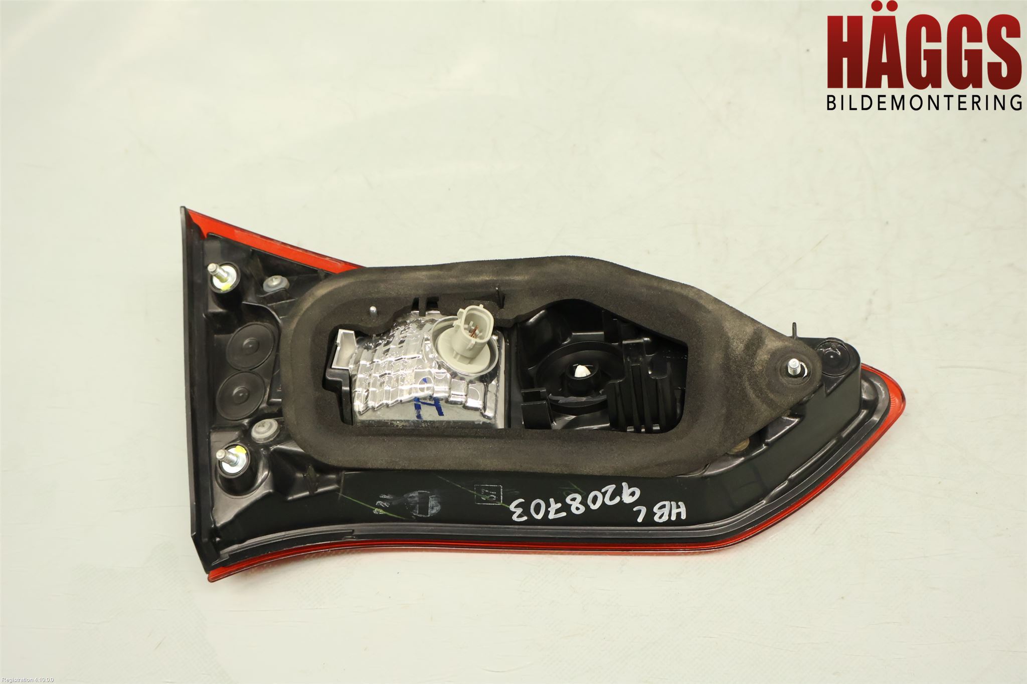 Toyota YARIS XP130 15-20 Bakljus Lucka Hö
